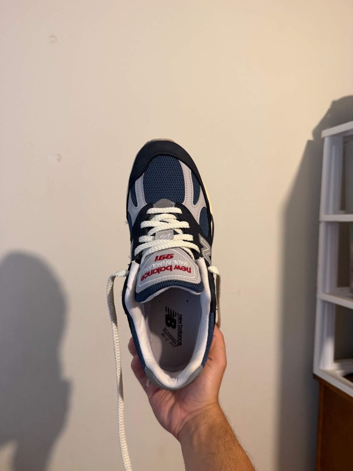 Size 7 – New Balance 991v2 Made in England Vintage Sport Pack – Navy