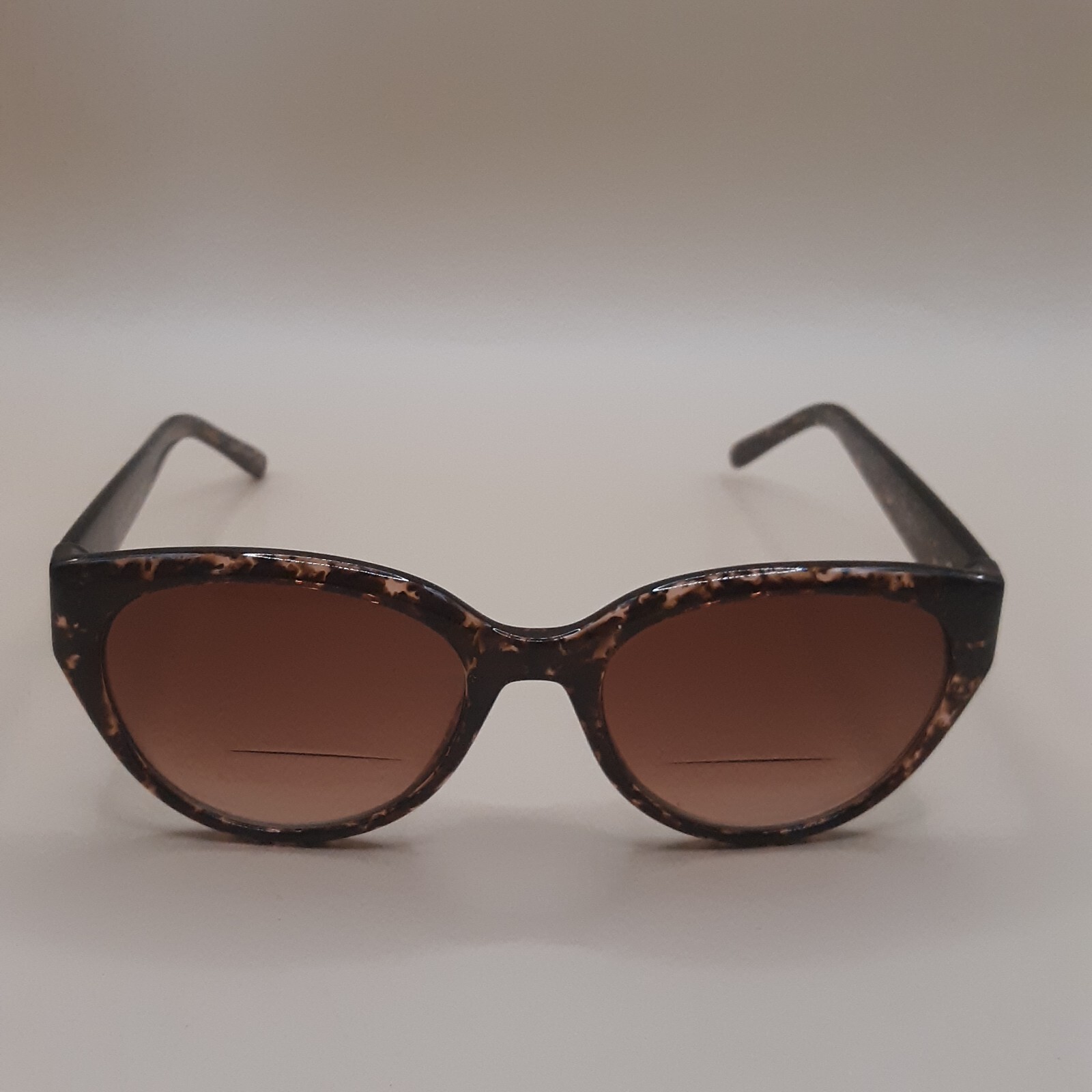 Max Edition ME1774 by Max Studio Sunglasses Mauve Round Tortoise Shell Weekender