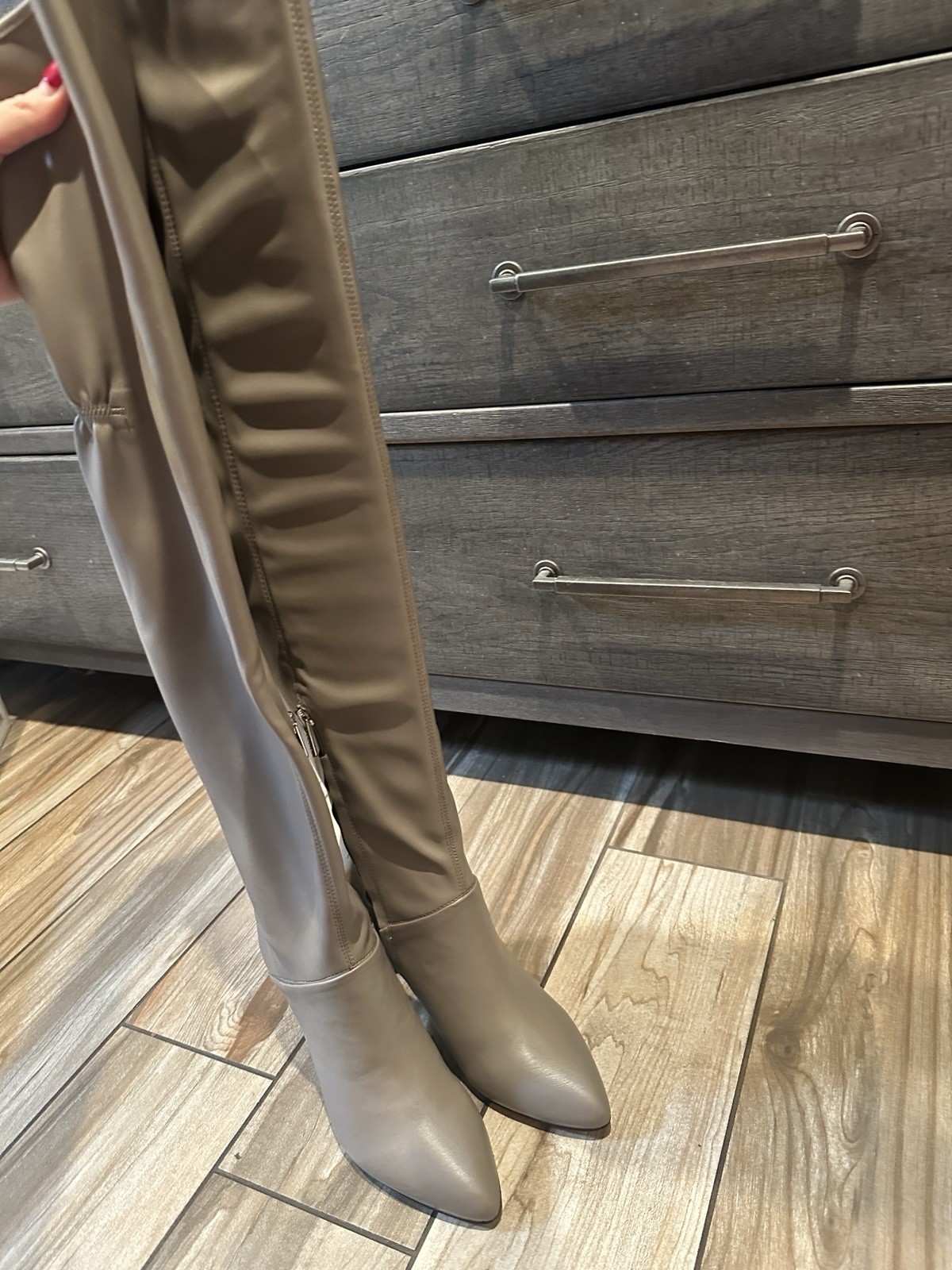 Franco Sarto Women’s Boots Over Knee Boots Size 7 Retail 180.00 Smokey Taupe