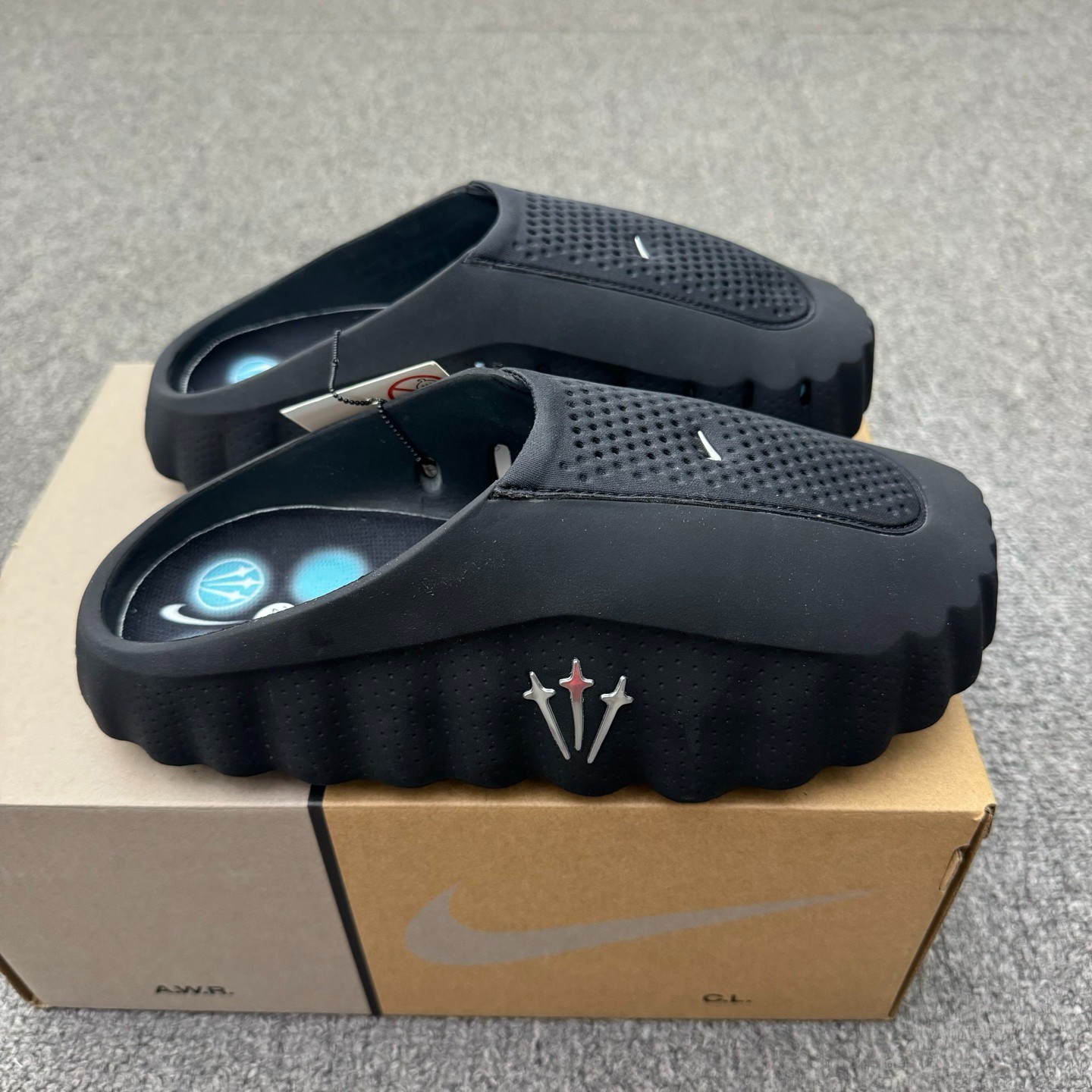 Nike x Travis Scott Mind 001 Triple Black Slip-On Clog Slippers