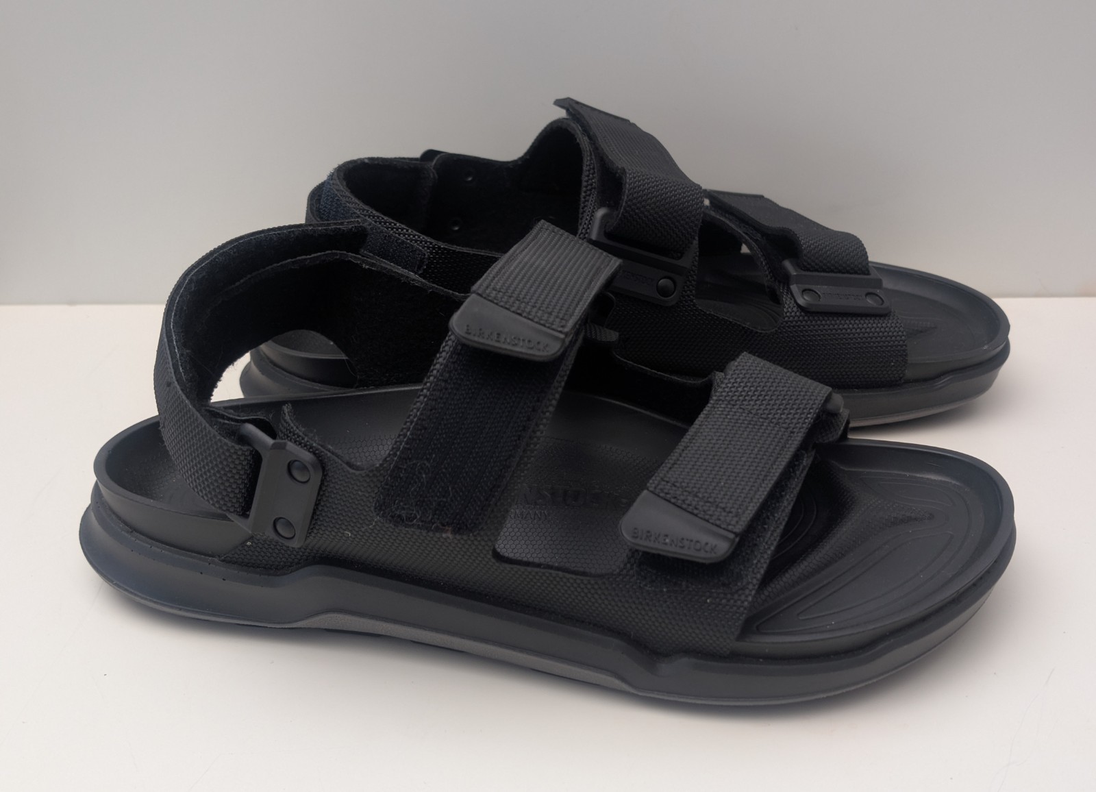 Birkenstock Men’s Size 11 EUR 44 285 Black Atacama Hiking Trek Sandals