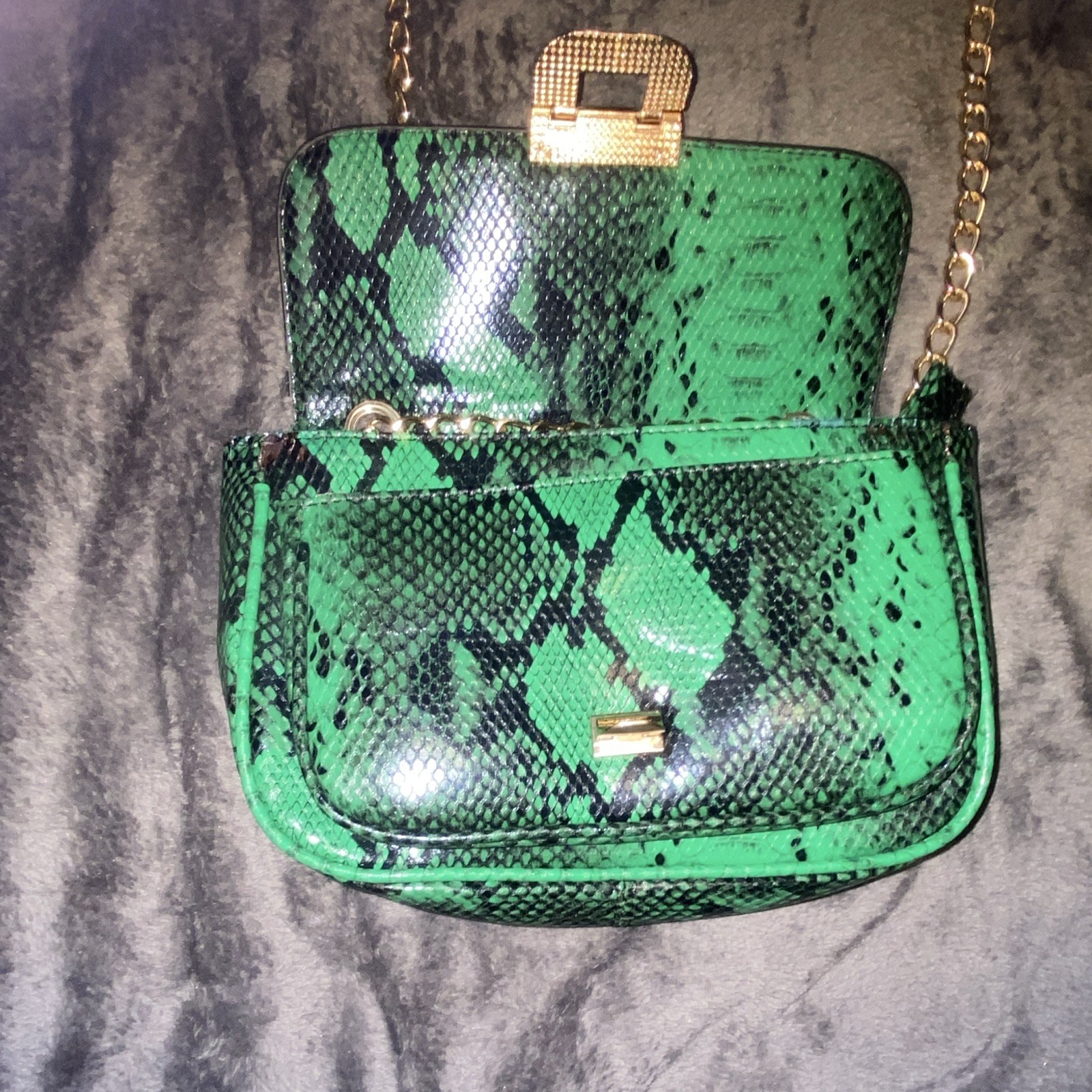 Charming Charlie Green/Black Snake Animal Print Shoulder Bag Gold Chain