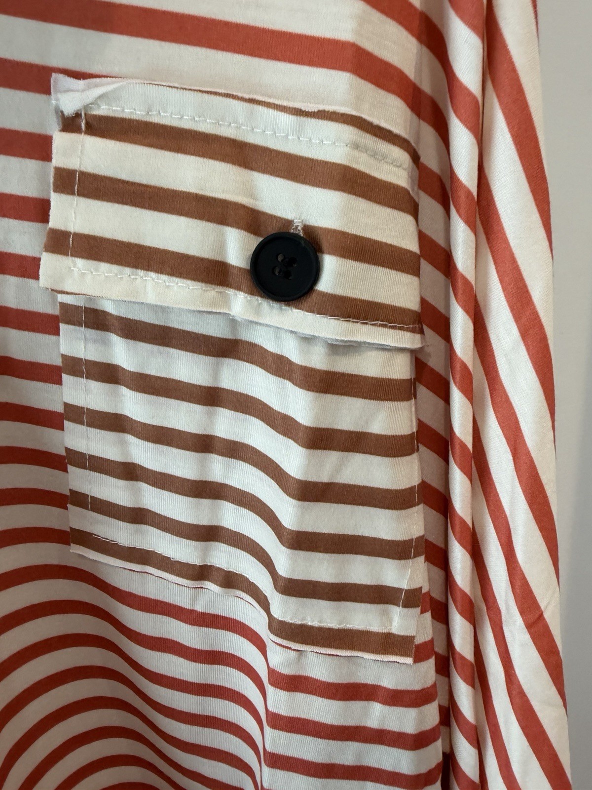 Striped Shirt With Pockets On The Chest Size Large Oversized