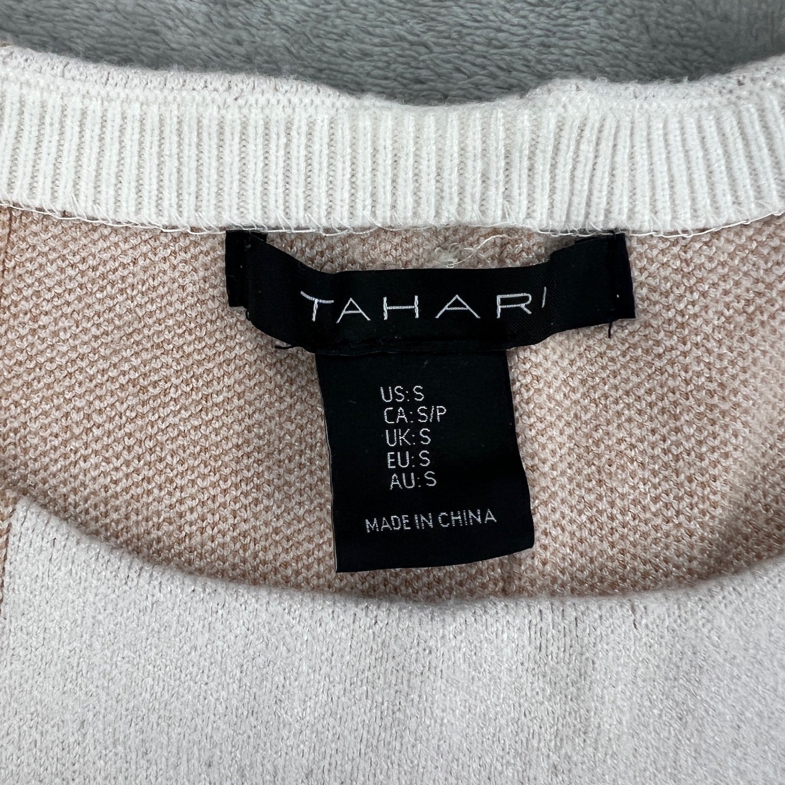 Tahari Women White Windowpane Plaid Button Back Knit Sweater Red Tan Small