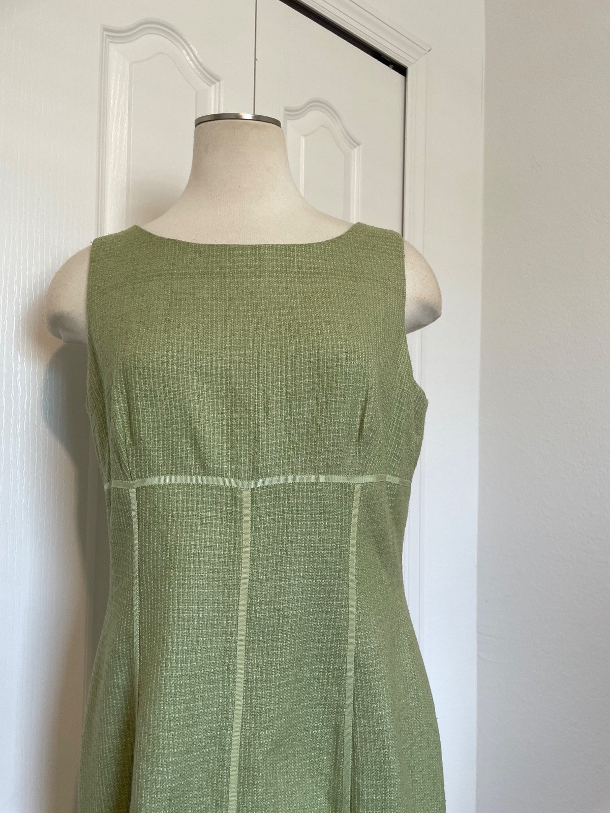 Vintage Talbots Classic Green Tweed Sleeveless Dress Ribbon + Ruffle Hem Size 12