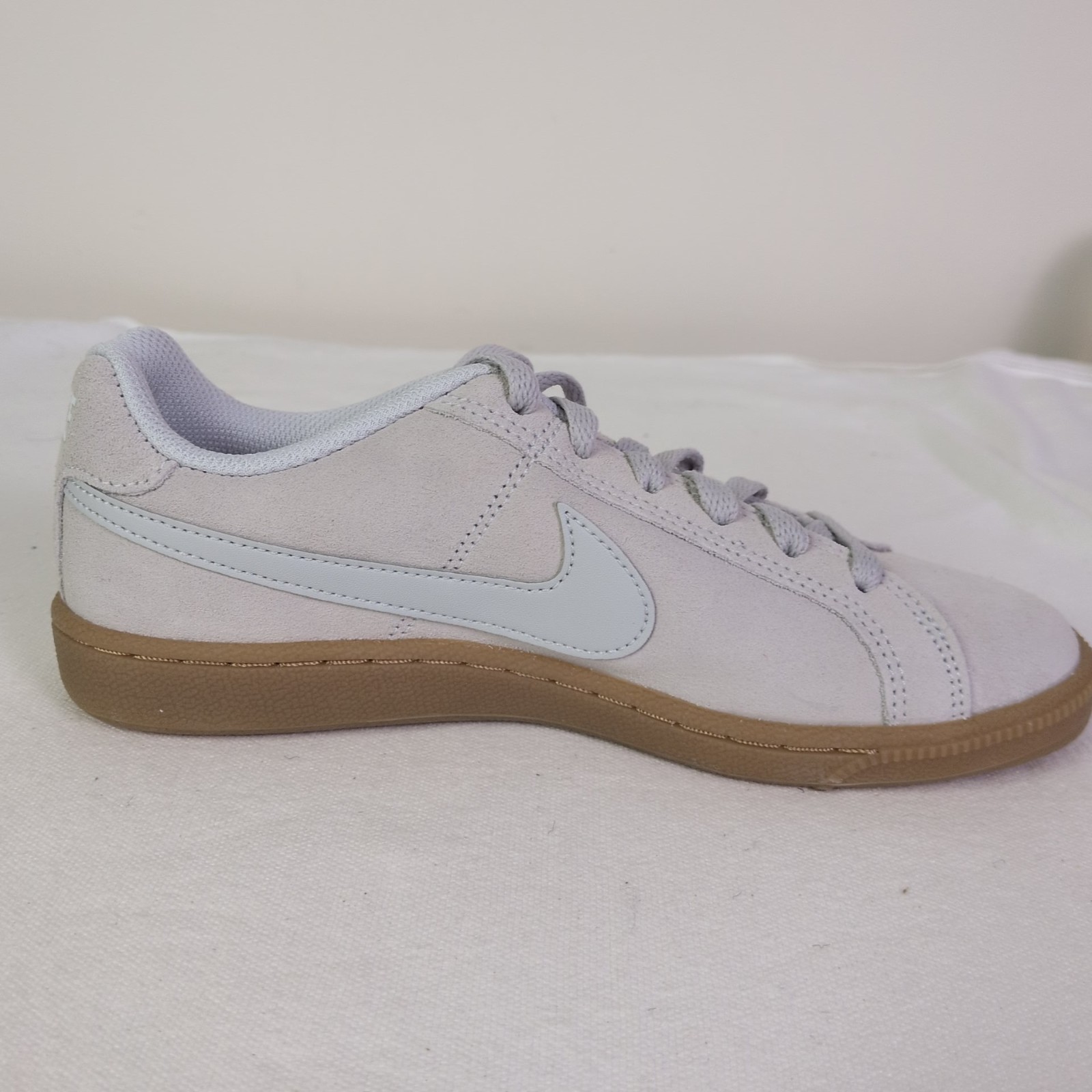Nike Court Royale Suede Cream White 916795-001 Women’s Size 6 New