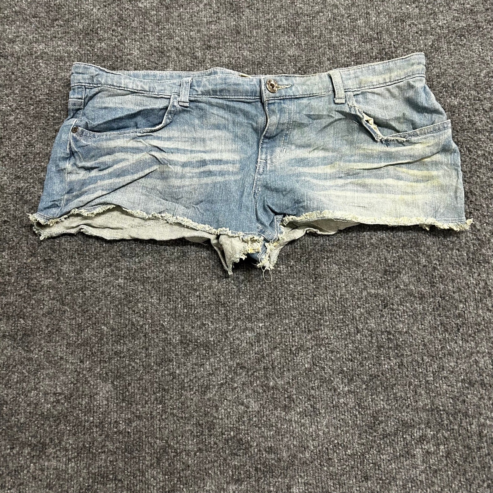Mudd Denim Shorts Womens Size 15 Blue Low Rise Cutoff Raw Hem Casual Stretch
