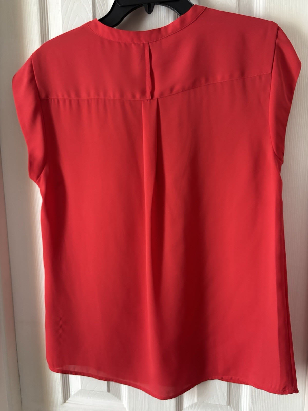 The Limited Coral Red Split Neck Cap Sleeve Blouse Top Womens Size Large