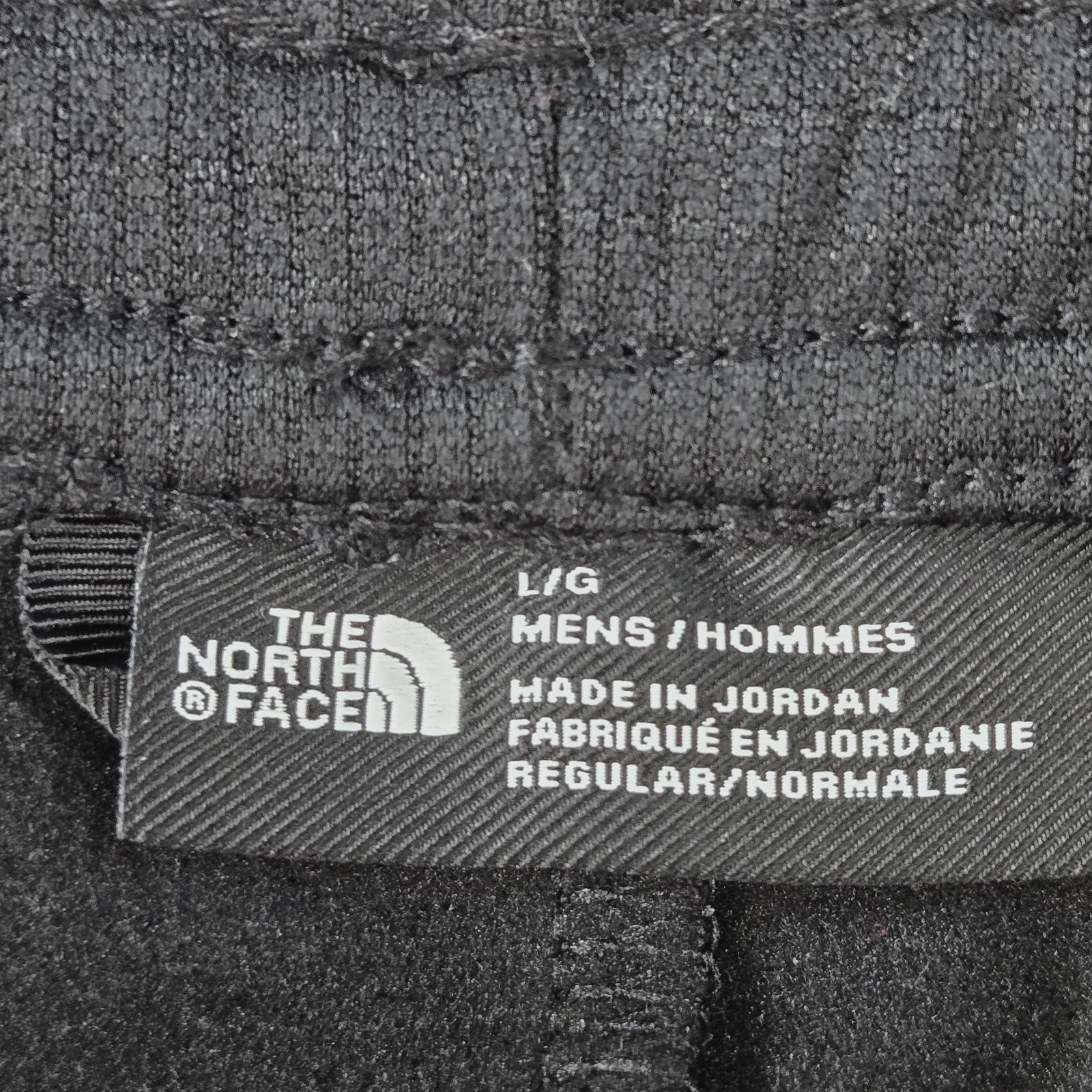 The North Face Shorts Mens L Black Fleece Polyester Elastic Waist 10in