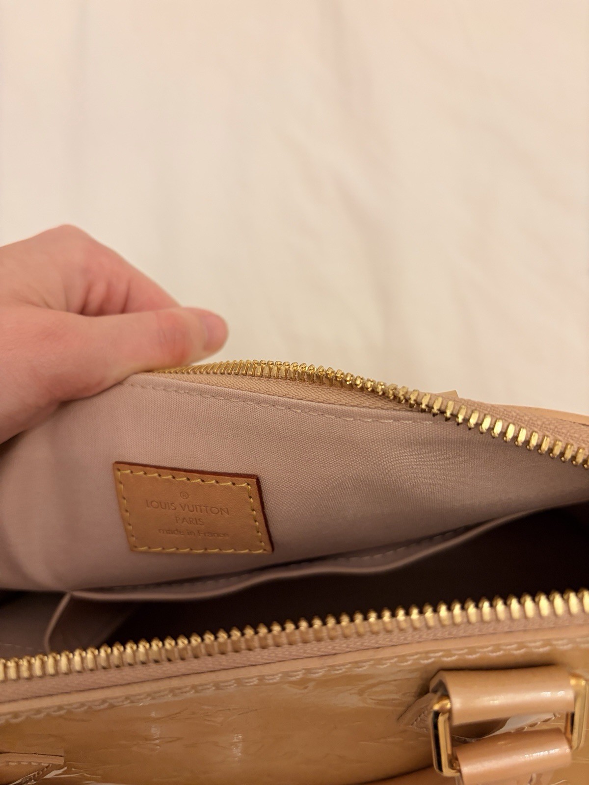 Louis Vuitton Alma Monogram Vernis Patent Beige Zip Satchel Top Handle Gold