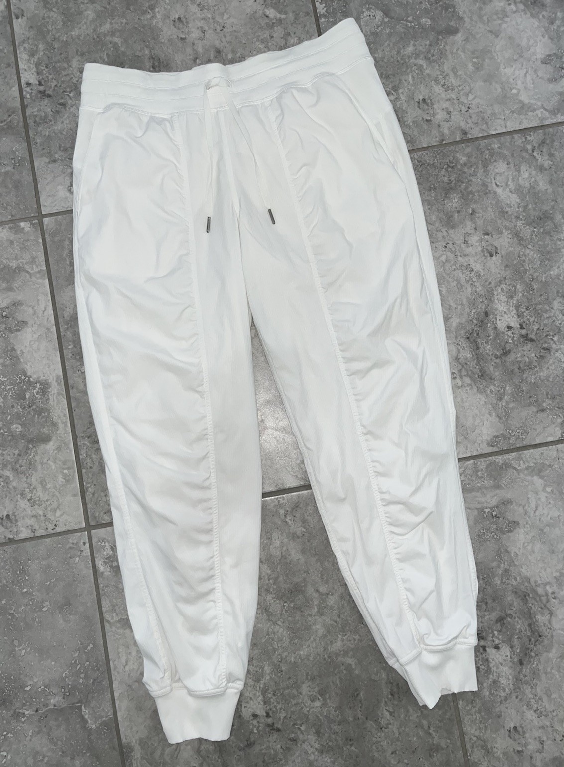 Lululemon Dance Studio Mid Rise Jogger Full Length Pants Travel White Womens 12