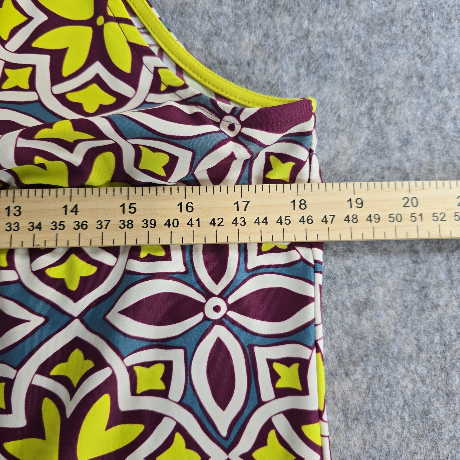 Aryeh Summer Geometric Print Sleeveless Dress Sz M Lime Purple U-Neckline Nylon