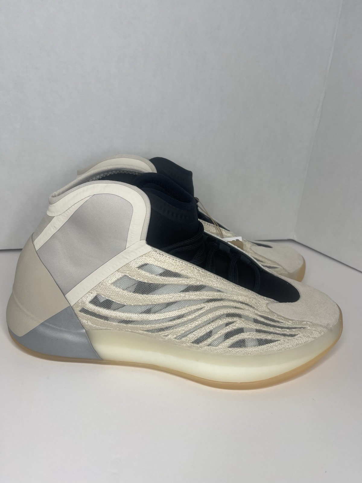 adidas Yeezy QNTM “Mist Slate” – Style Code HQ2085 | Size 11.5