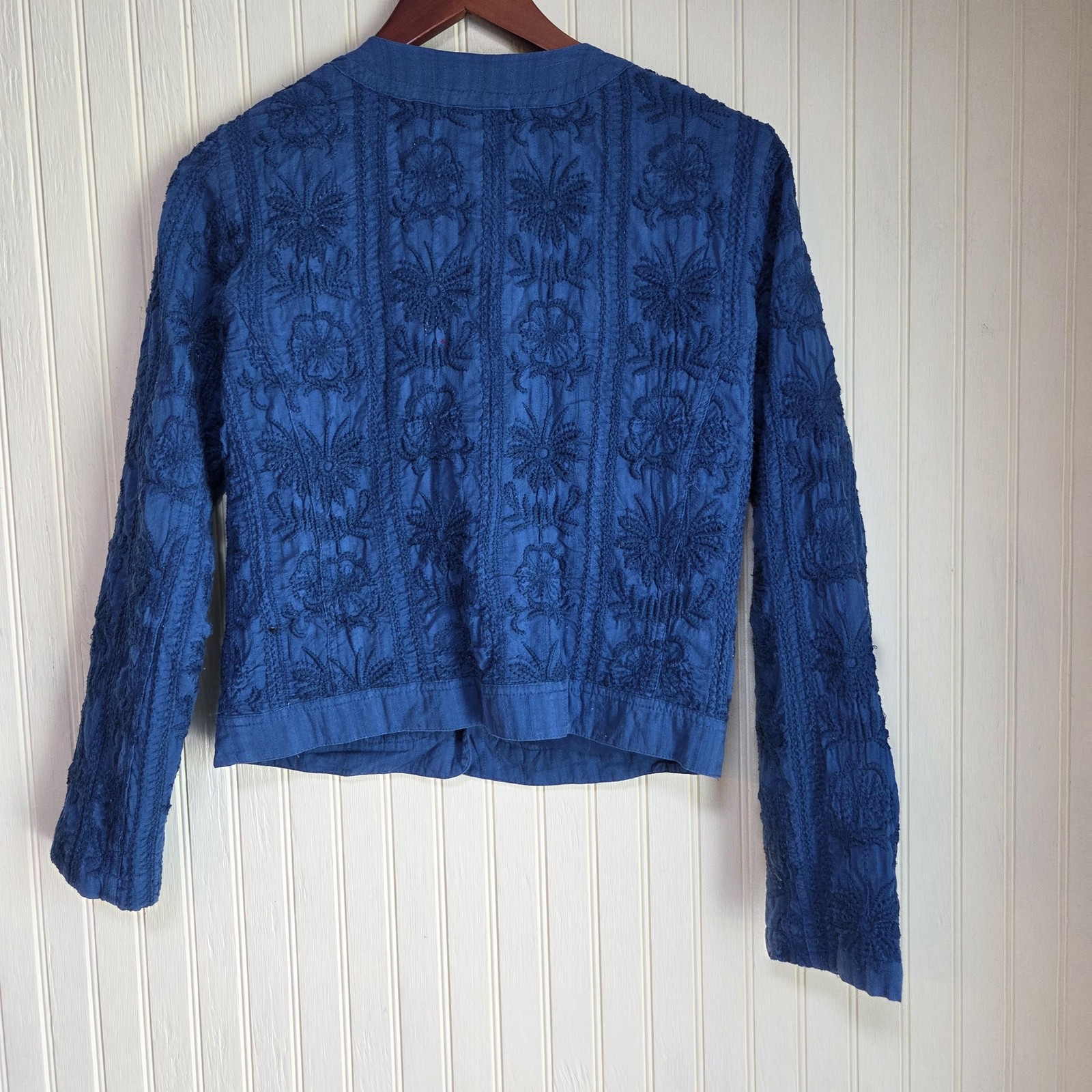 Chico’s Jacket Womens 0 Blue Embroidered Floral Button Front Collarless Twill