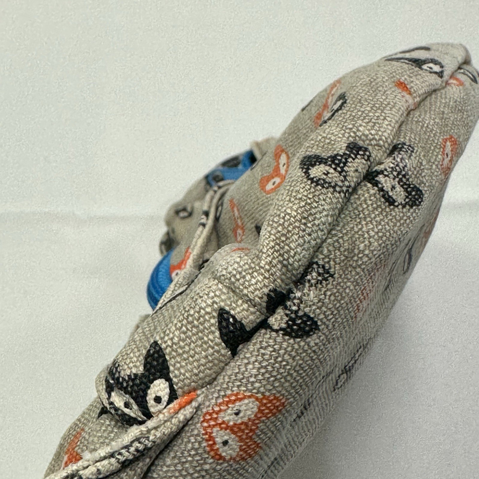 KAVU Rope Sling Bag Fox Trot Pattern Tan Black Orange Teal Shoulder Bag
