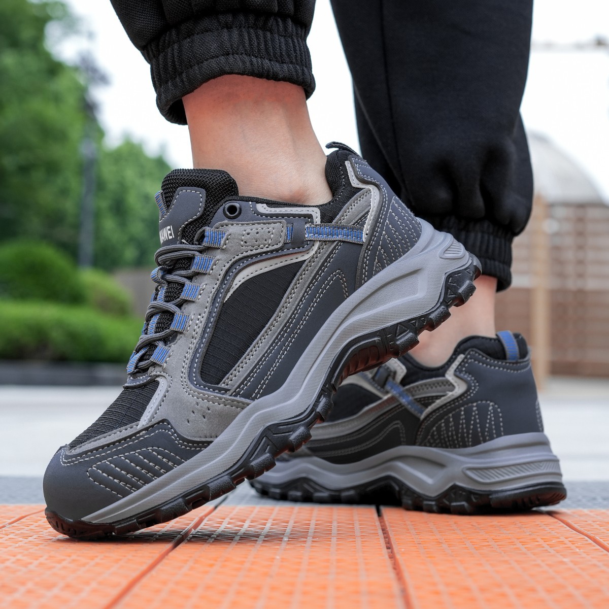 Work Indestructible Safety Shoes Steel Toe Work shoes Breathable Men Sneakers