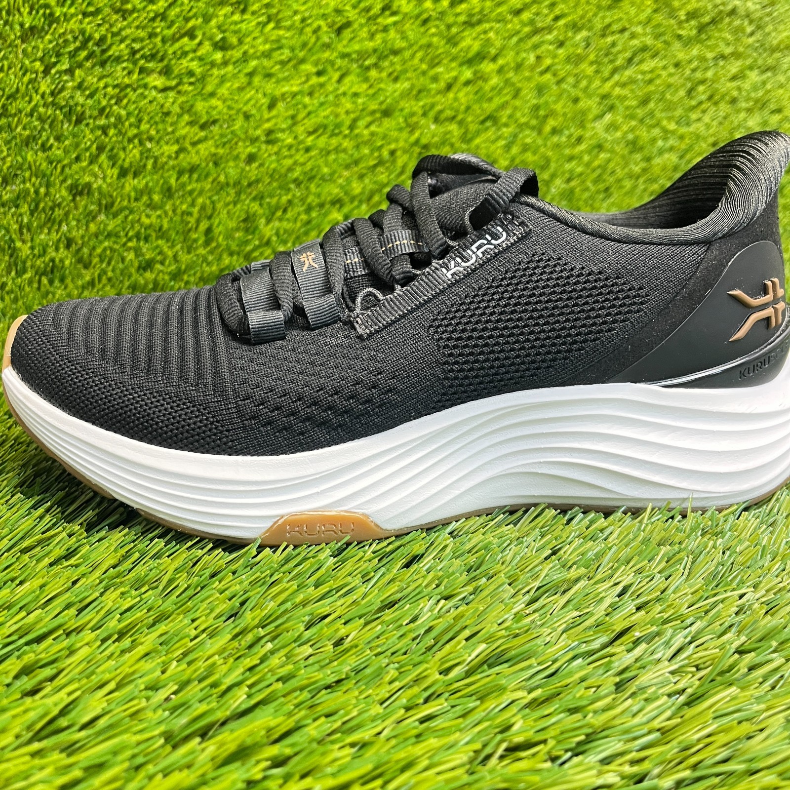 Kuru Atom 2 Womens Size 7.5 Black White Athletic Running Walking Shoes Sneakers