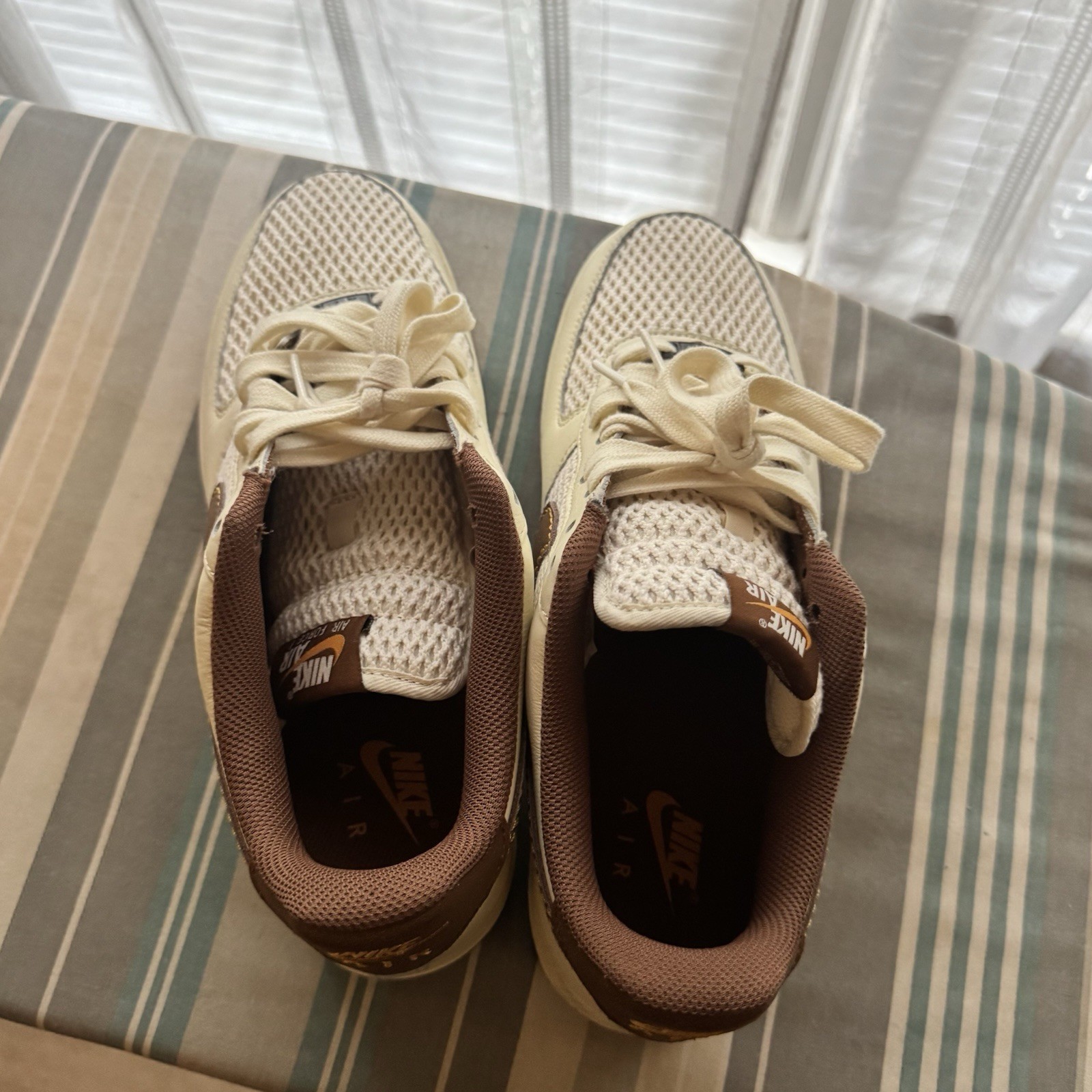 Nike Air Force 1 ’07 LV8 Coconut Milk Light Low US Mens Size 10.5 No OG Box