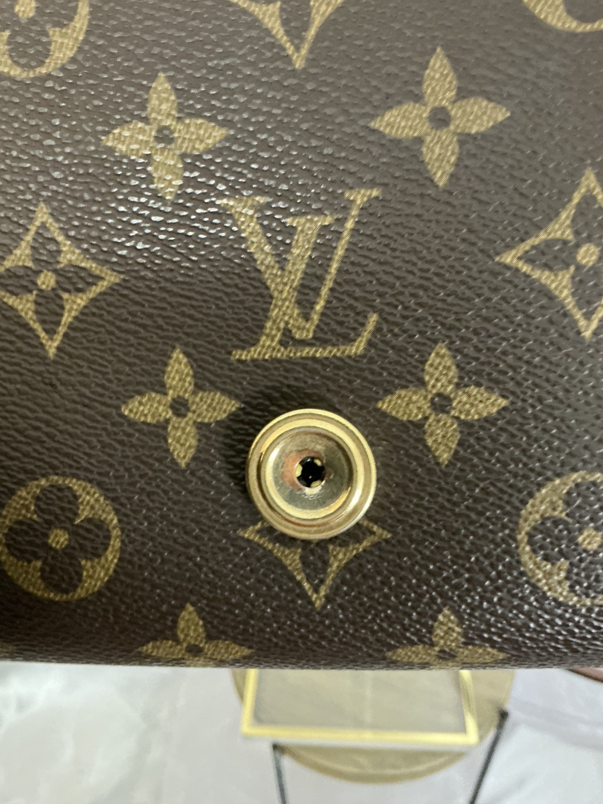 LOUIS VUITTON Monogram Bordeaux Shoulder Bag with COA Preloved Good 👜