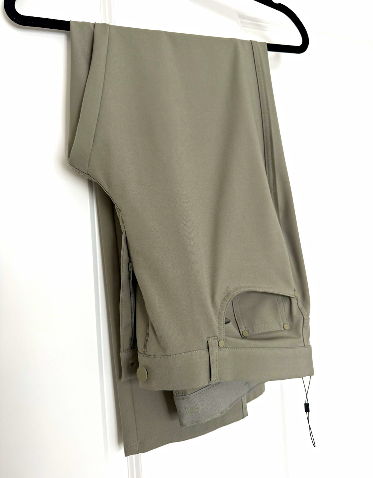 Greg Norman Men’s Gray Slim Fit Chino Pants 34W Tapered Twill Zip Pockets