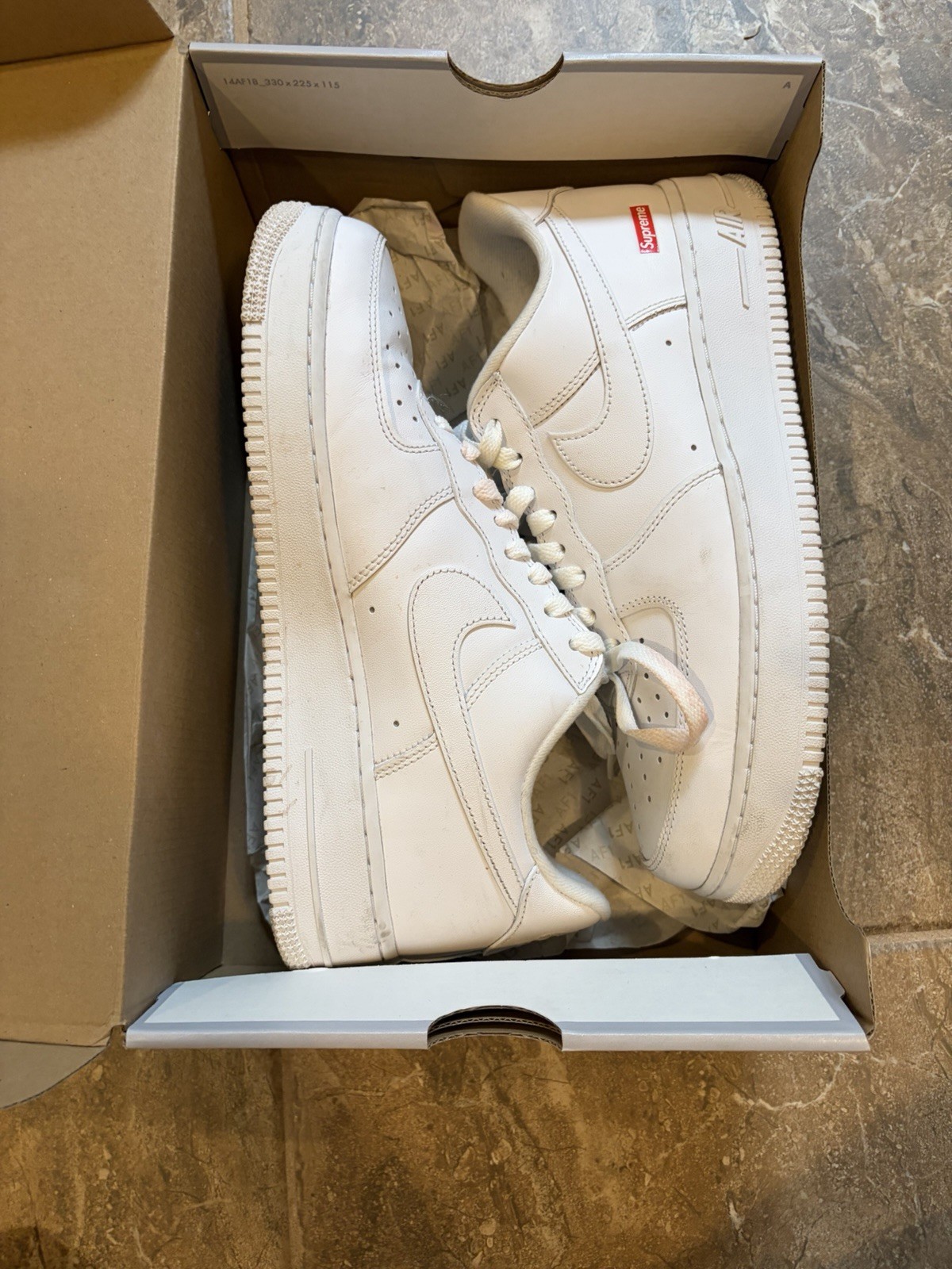 Nike Air Force 1 Size 9.5 ’07 Low Top Triple White Men’s Athletic Sneakers
