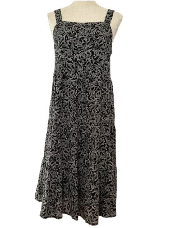 Old Navy Black White Floral Tiered Midi Dress Medium NWT Flowy Boho Cottagecore