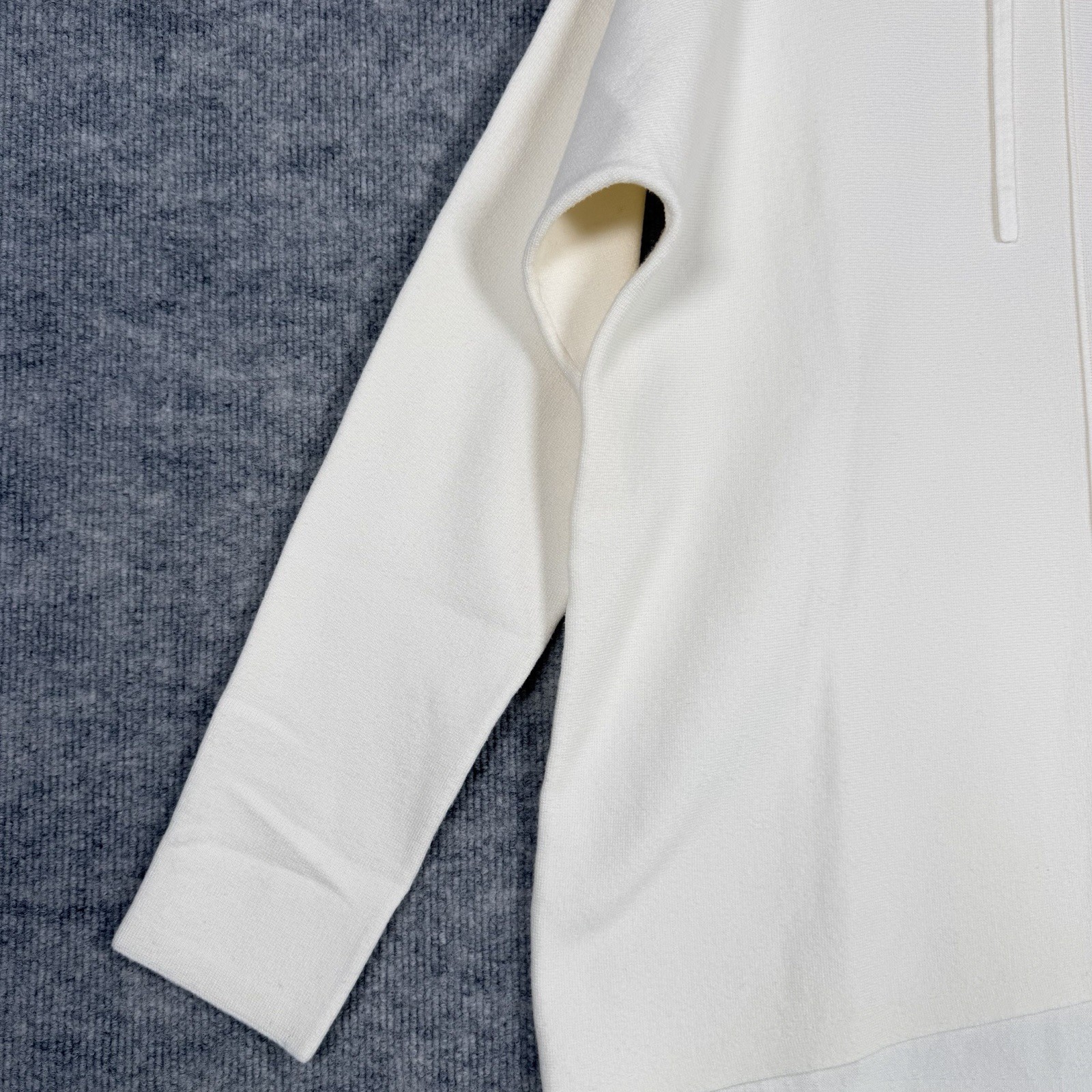 Banana Republic Size-L Womens Pullover Sweater Hoodie Off White