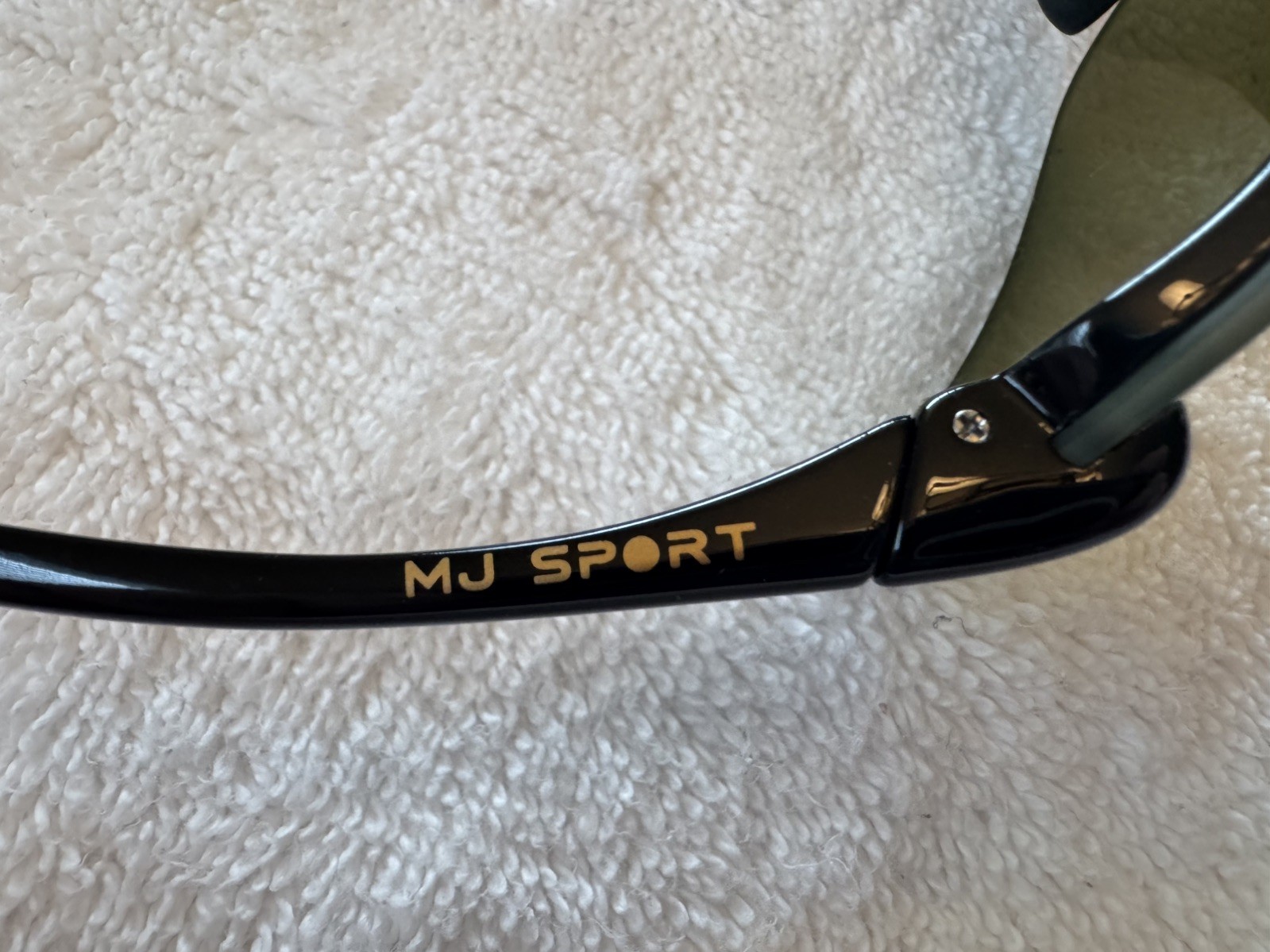 Maui Jim Men’s Banyans 70mm Black Polarized Sunglasses MJ0412S-001 sku MJ 412-02