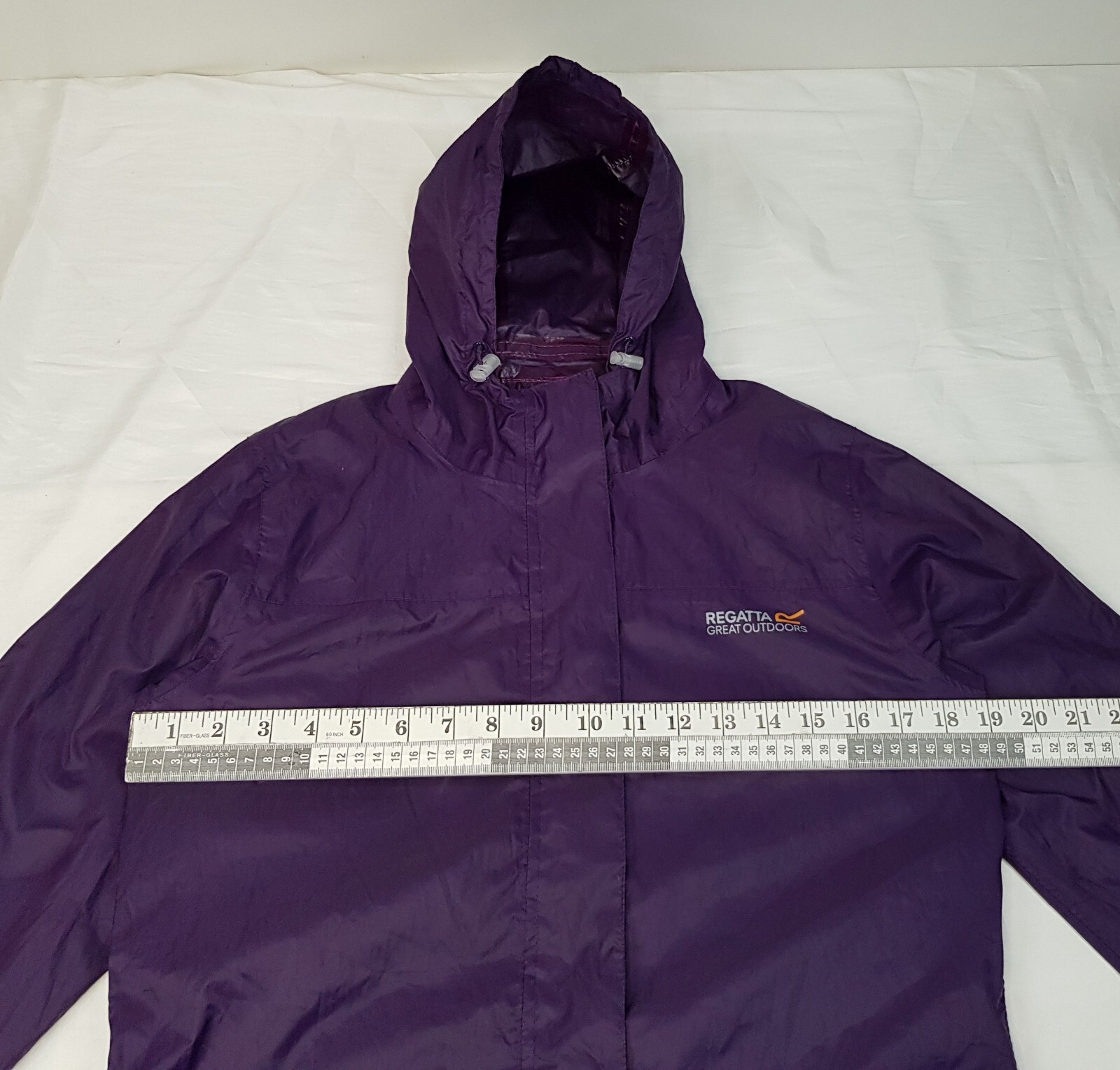 REGATTA SIZE 10UK M WOMENS PURPLE WATERPROOF LIGHTWEIGHT JACKET HOODED RAINCOAT