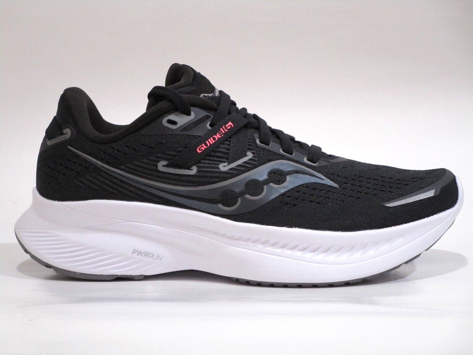Saucony Women’s S10810-05 Guide 16 Running Shoes, Size 6.5 (Medium) US