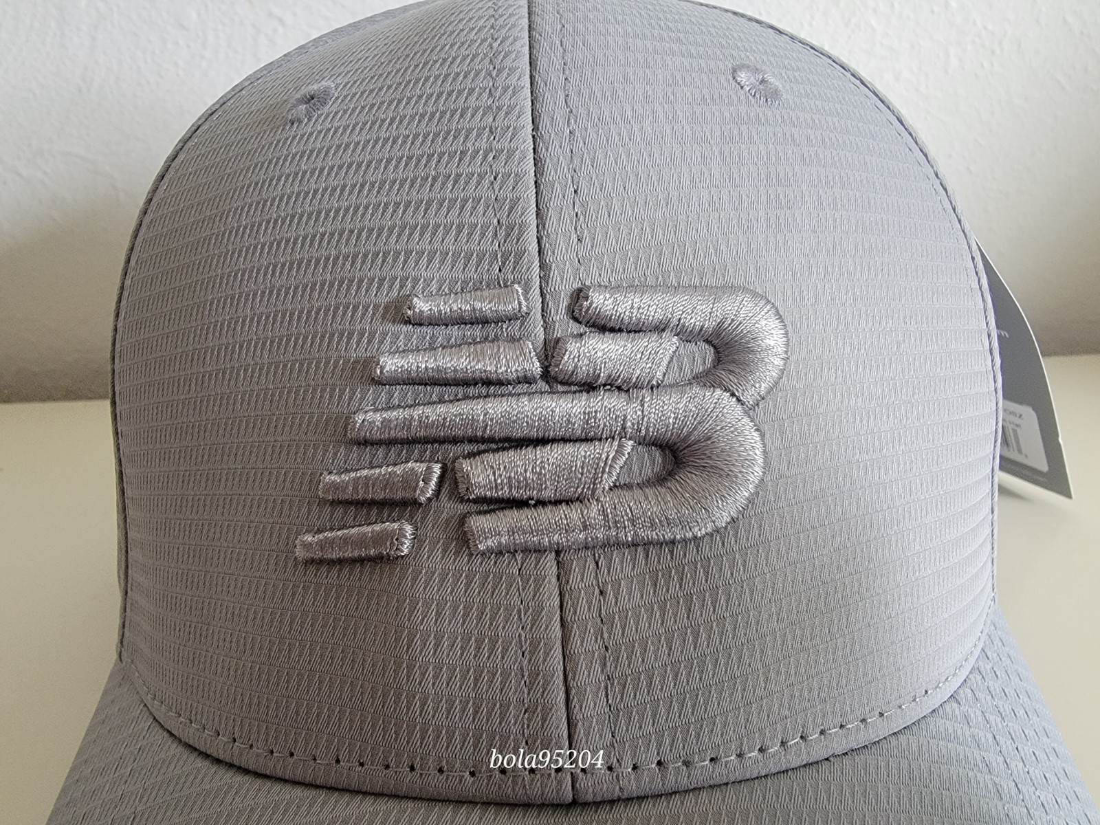 New Balance 6 Panel Structured Sport Baseball Hat Cap Grey One Size NWT