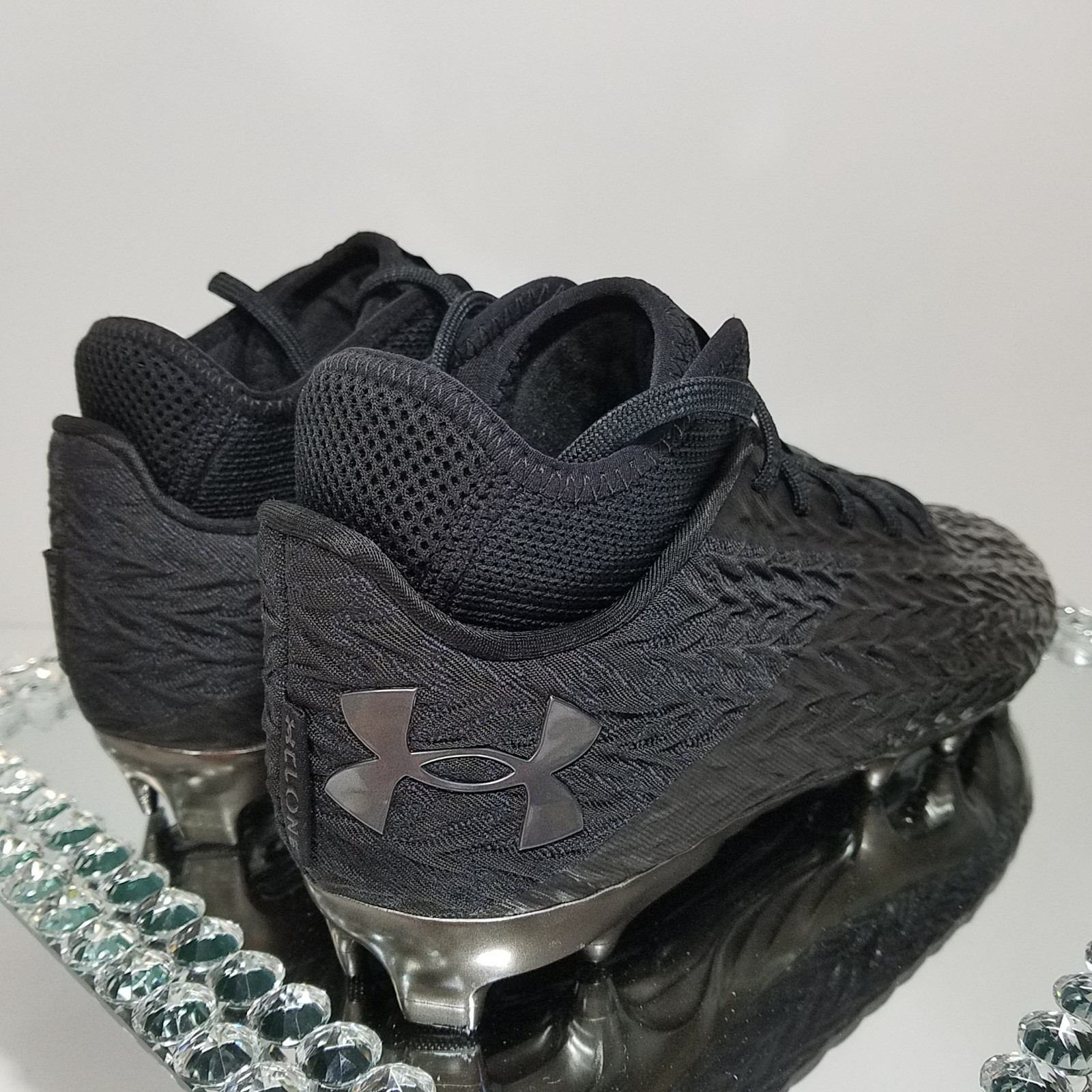 Under Armour Spotlight 4 MC Black Football Cleats – Men’s Size 10 – 3027977-001