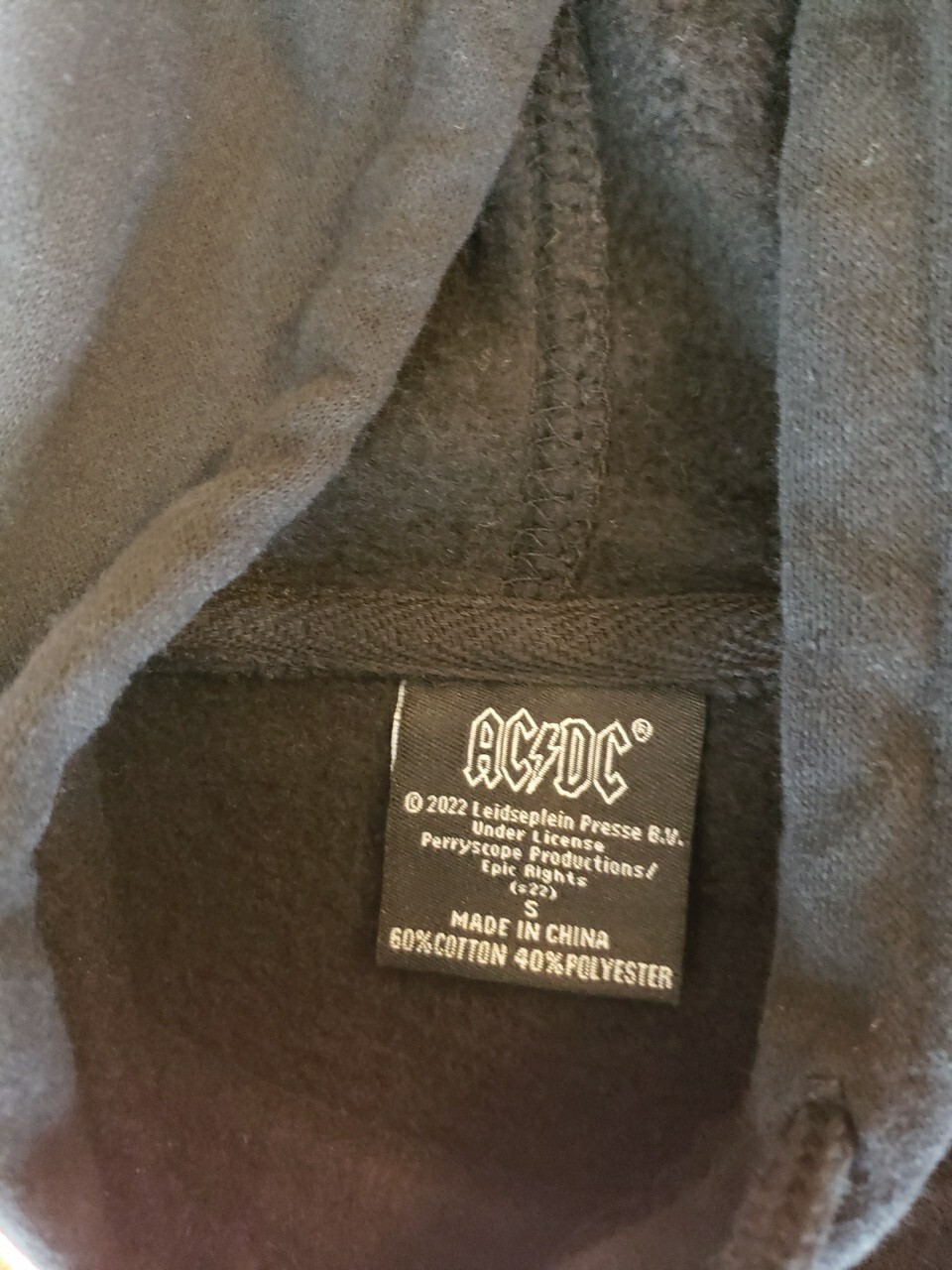 AC/DC Angus Young Sweatshirt Mens Small Black Pullover Hoodie Rock Music