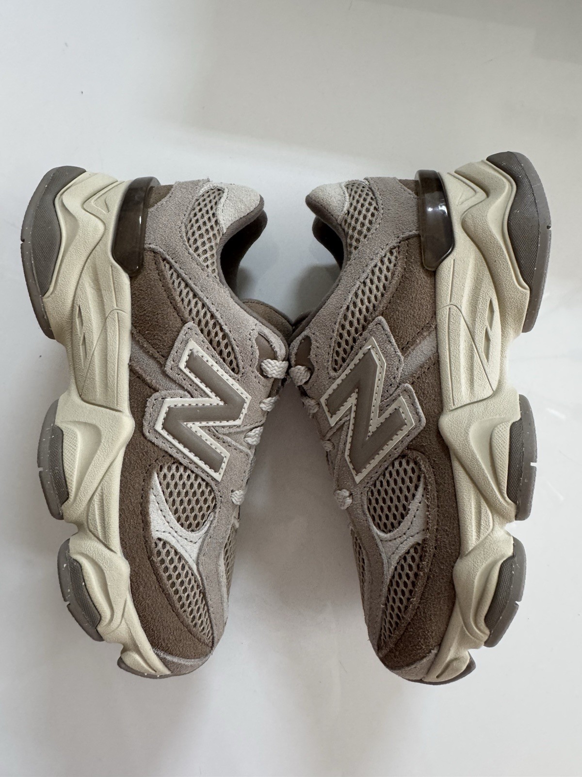 New Balance 9060 Brown/Gray Sneakers – Kids’ Size 13 – New