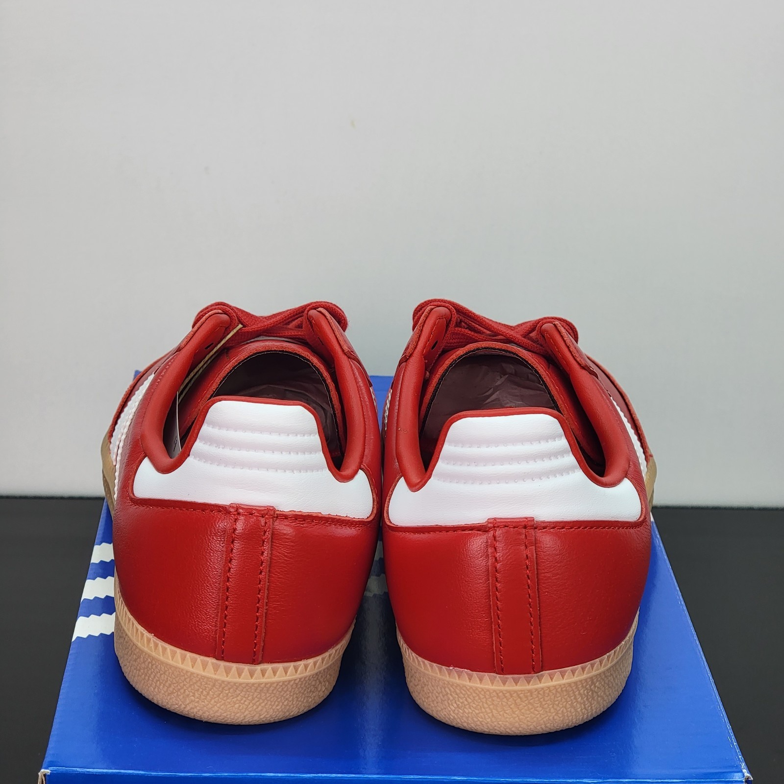 Adidas Samba OG Men’s Size 8 Athletic Shoes Red White Soccer Footwear Sneakers