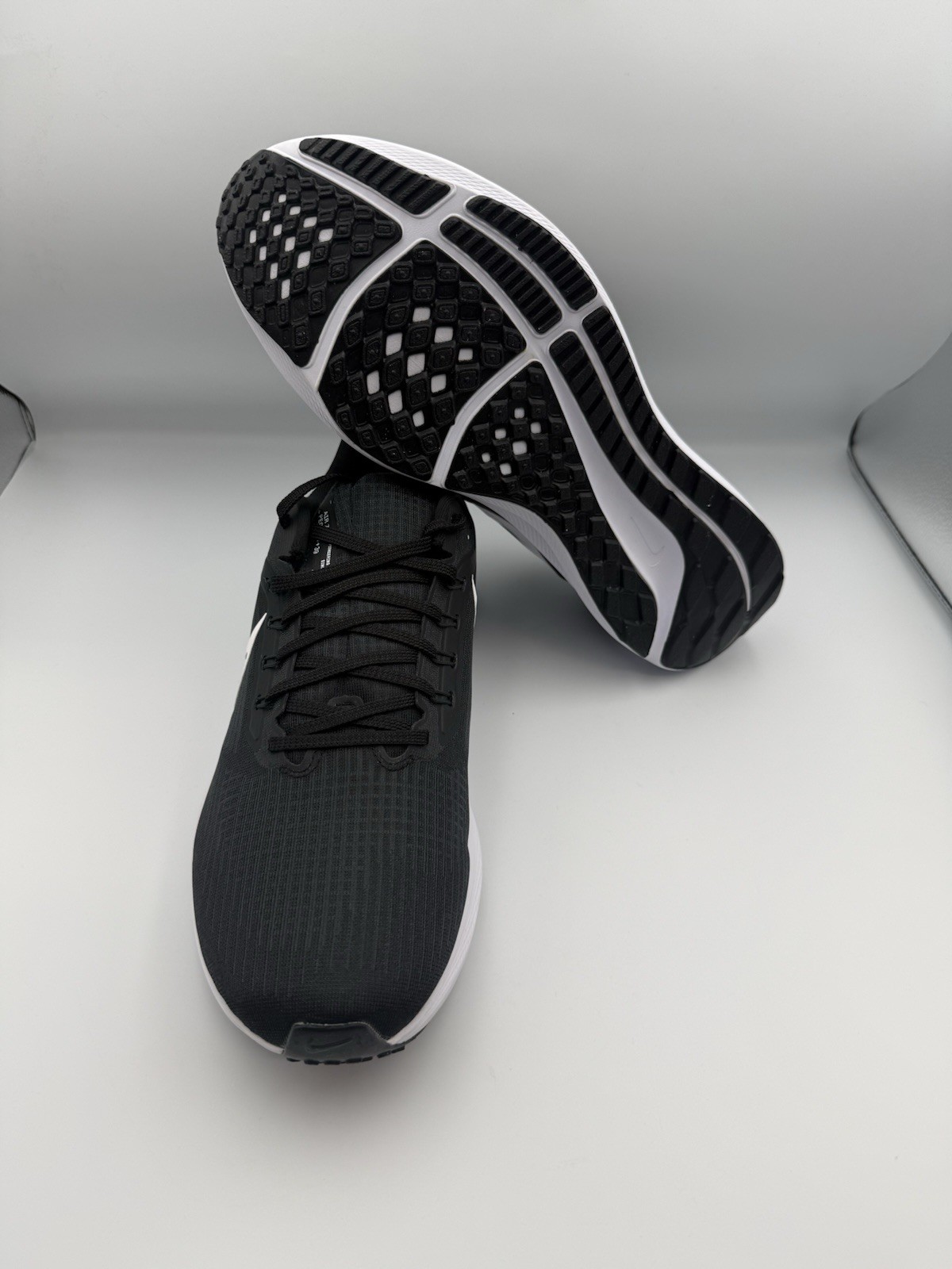 Nike Air Zoom Pegasus 39 Black White Me’ns Size 13 Running Shoes DH4071 001 New