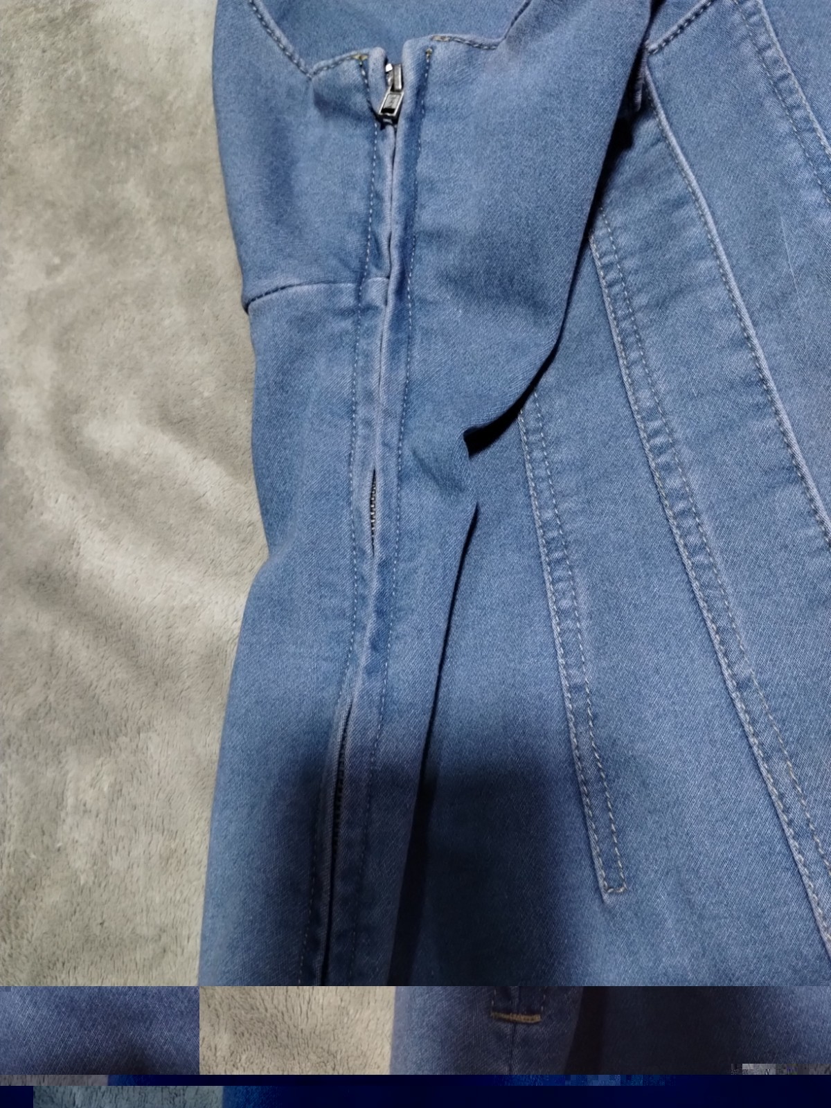 No Boundaries Denim Dress size 4-6 Adjustable Straps Zip Closure Stretch