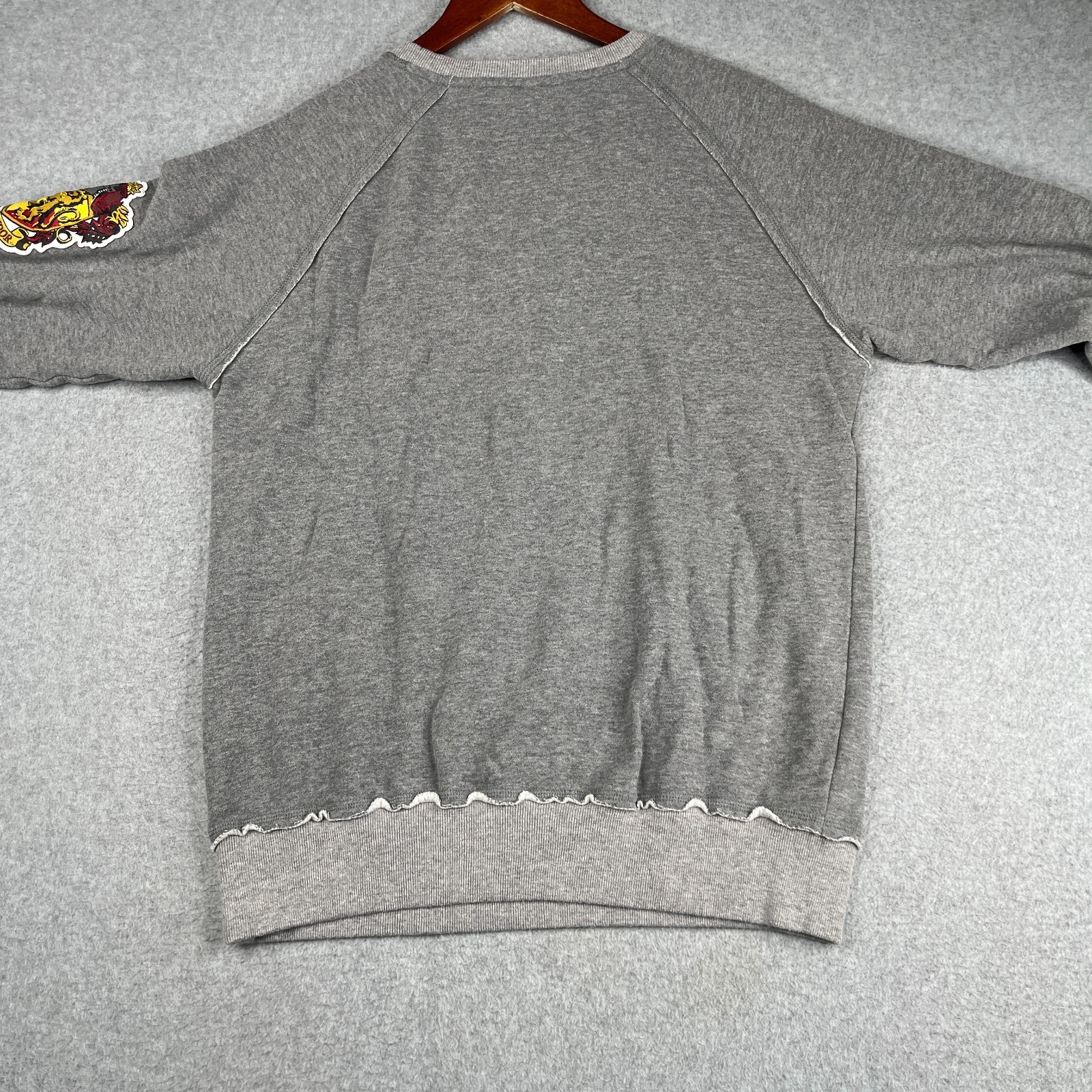 Wizarding World Harry Potter Gryffindor Sweatshirt Medium Grey Sweater Pullover