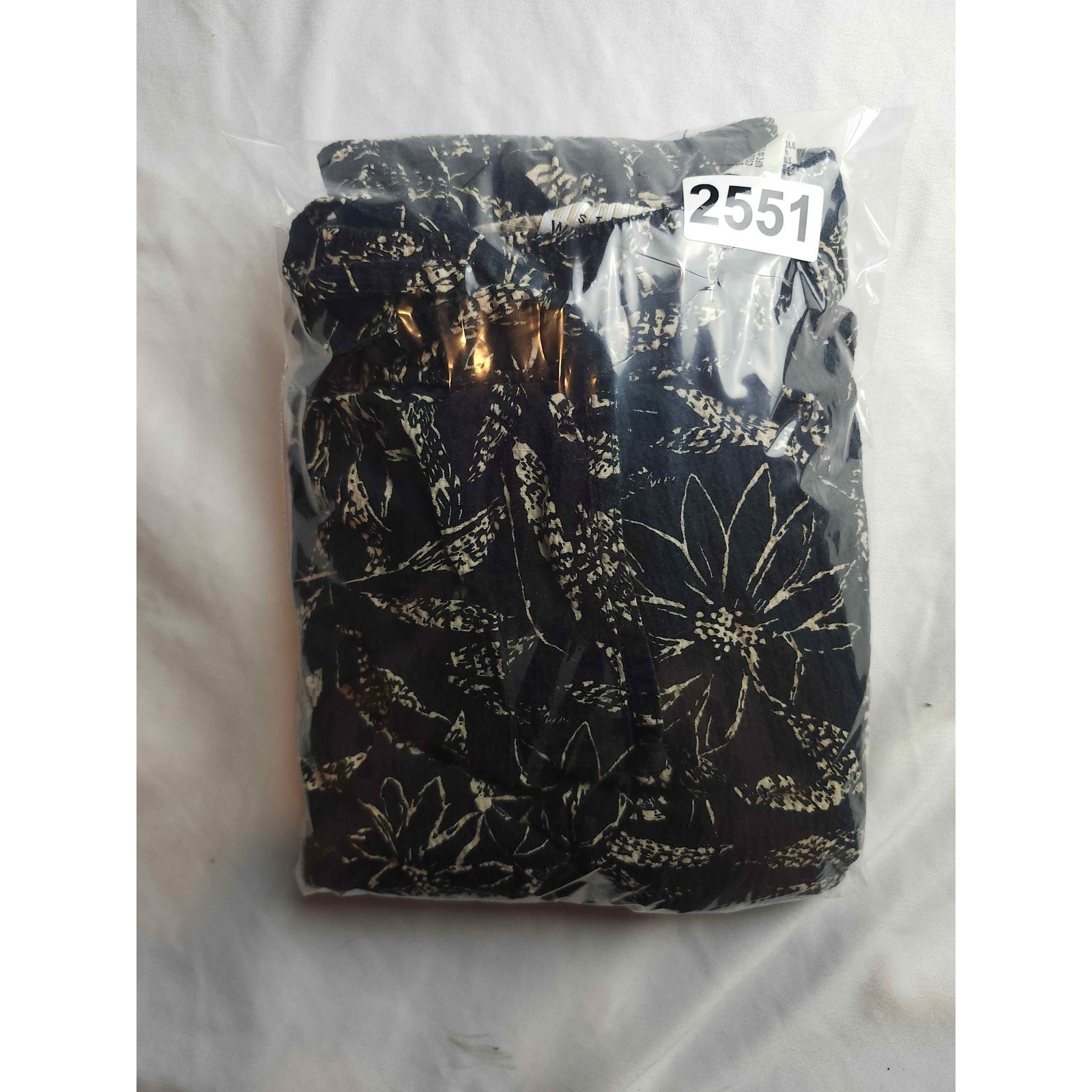 White Stag Woman Black Floral Crop Pants Elastic Waist Stretch 1X