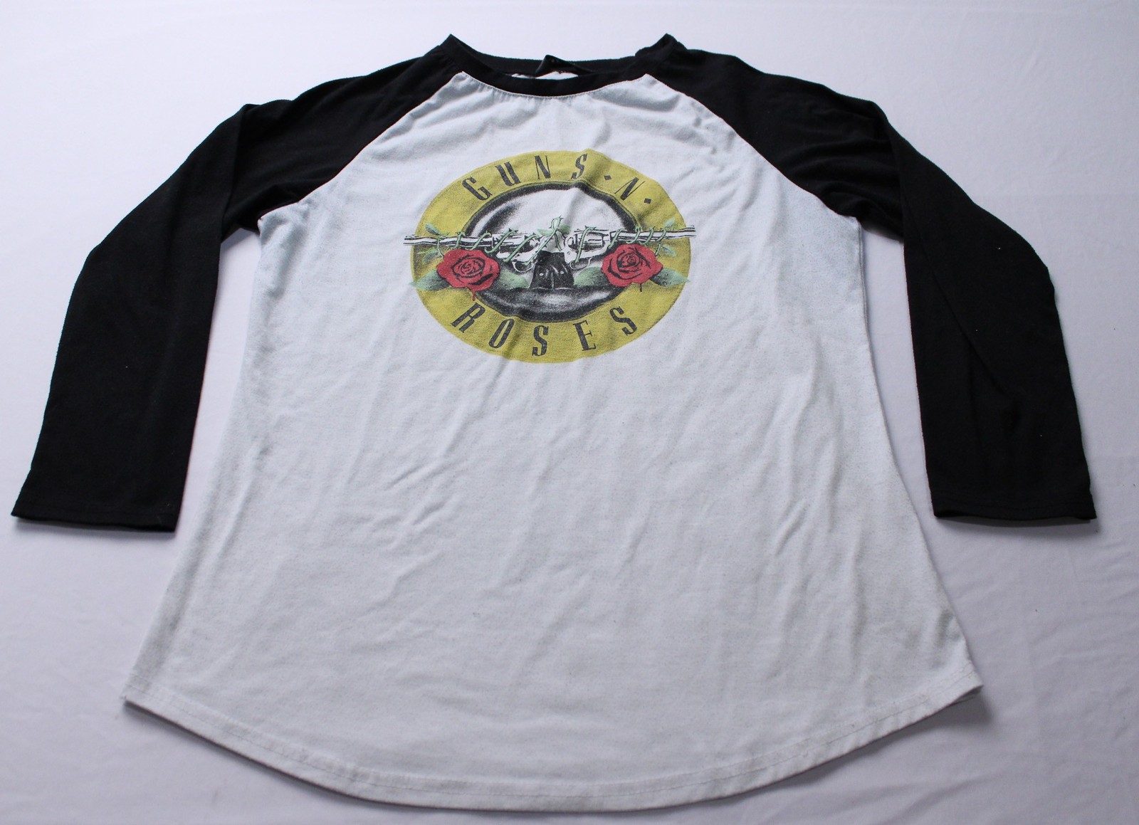 Haoduoyi Women’s Long Sleeve Guns & Roses T-Shirt AP2 White See Description