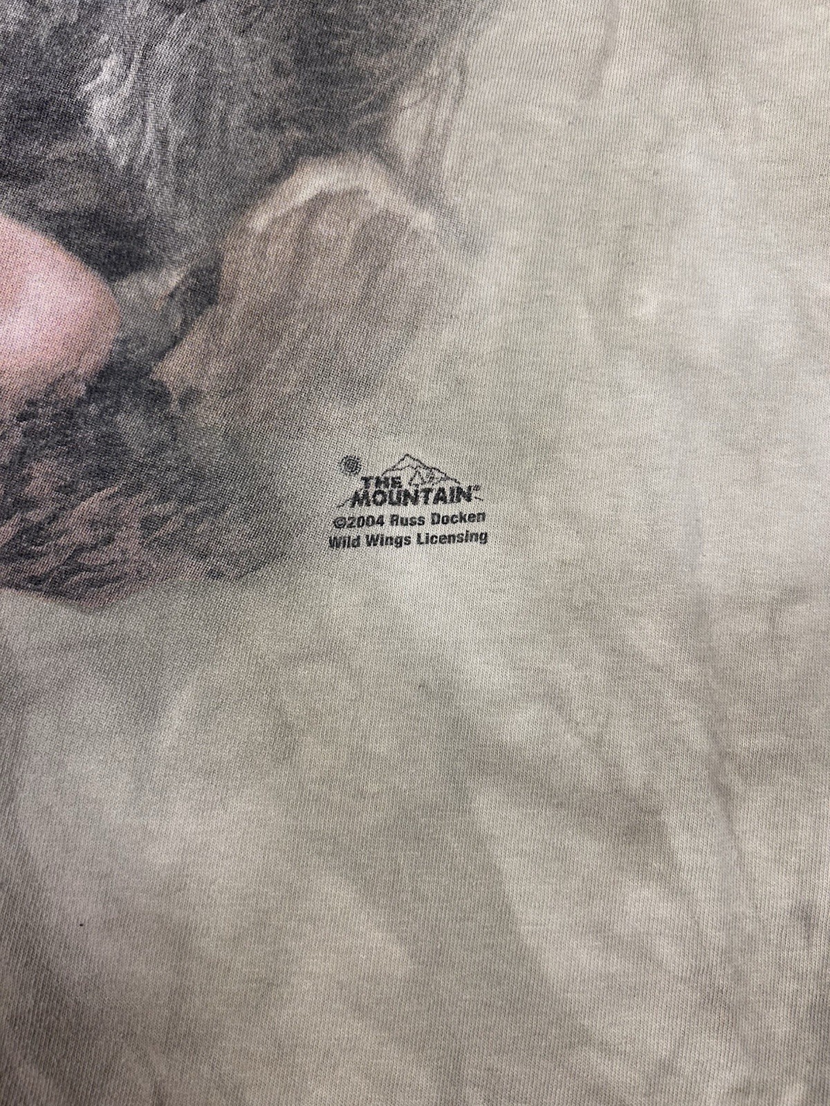 Vintage 2004 The Mountain Wild Wings Wolf Woman Graphic Tee Men’s L
