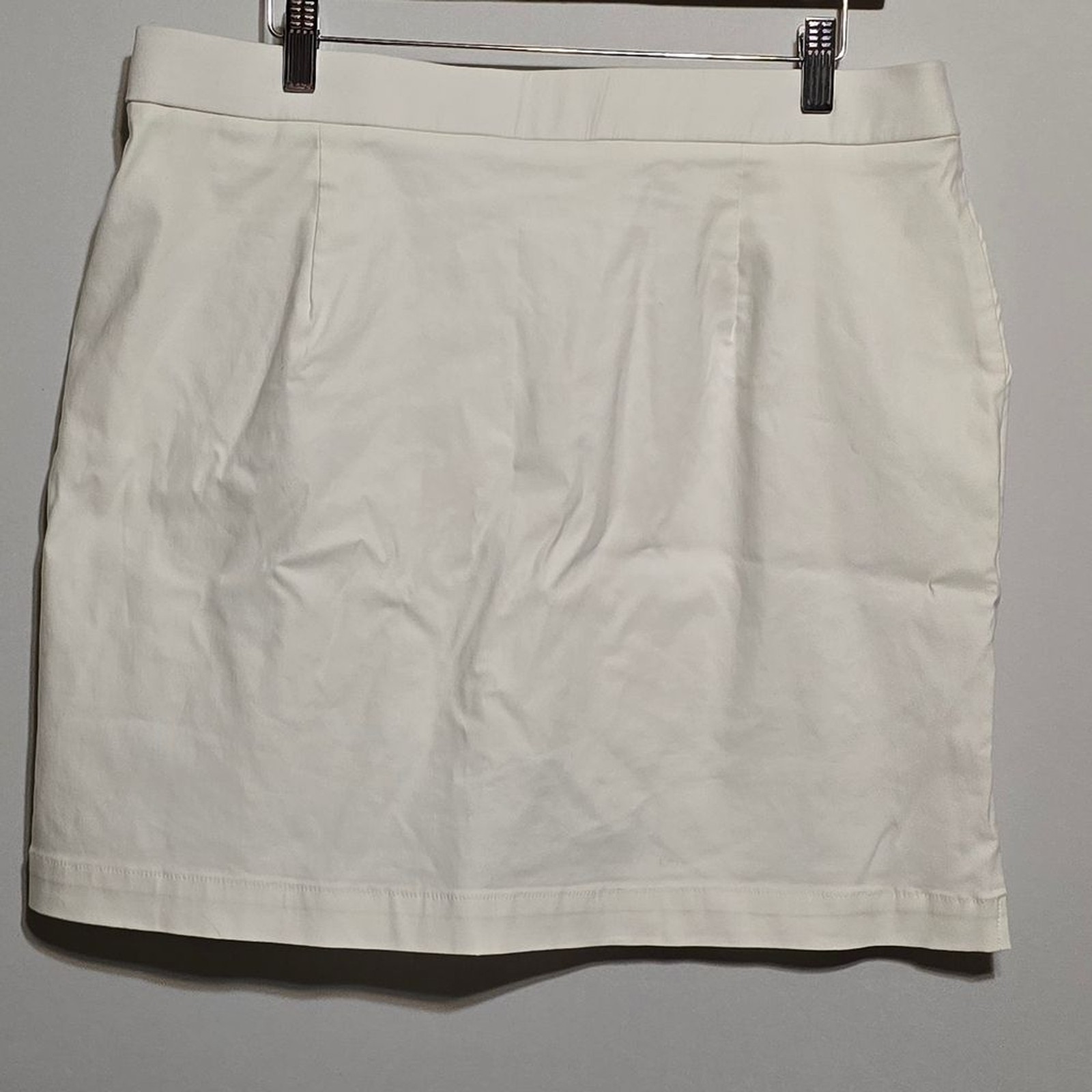 Rafaella Elegant White Skort Size XL