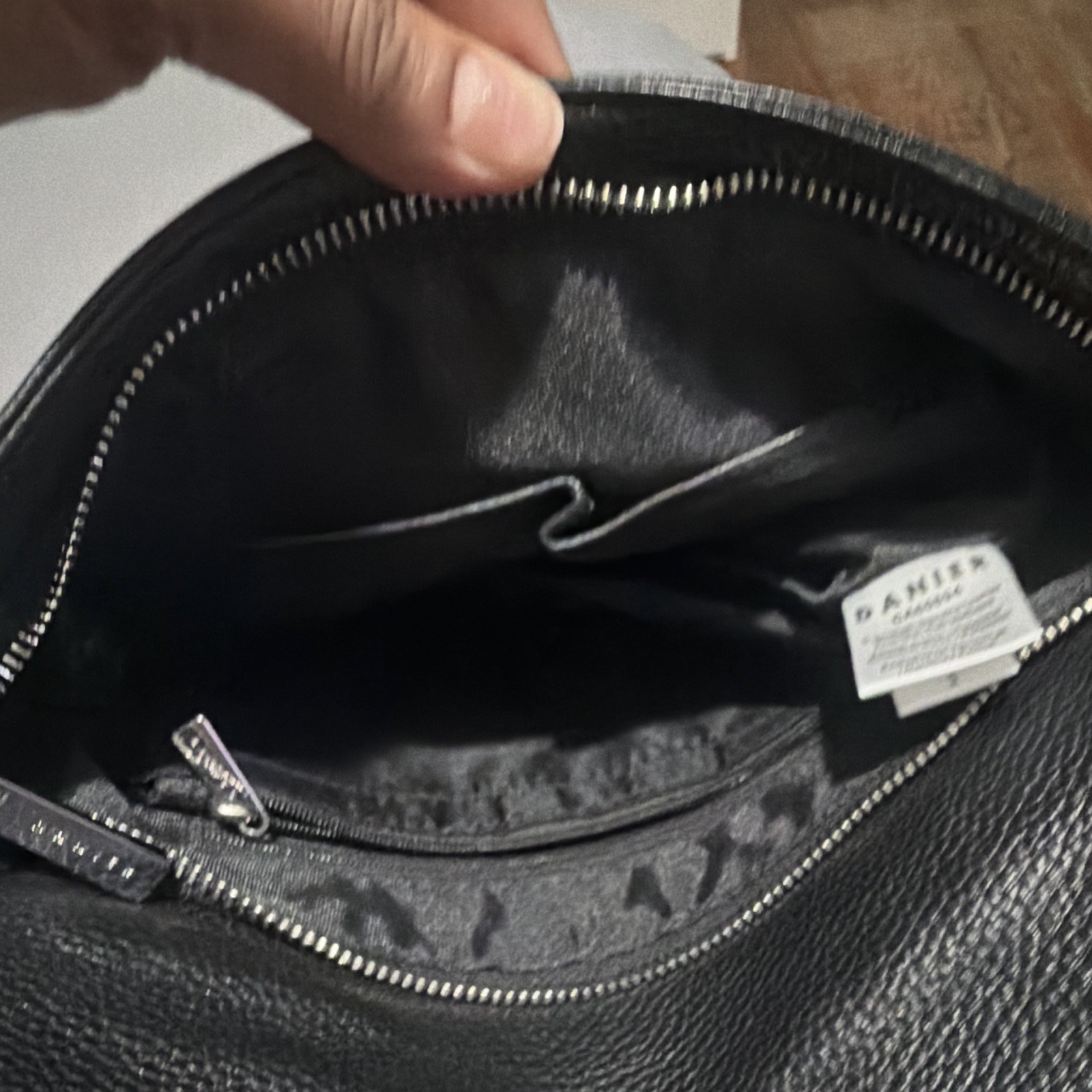 Danier Black Pebbled Shoulder Bag Zip Closure Silver Hardware Lined Pockets