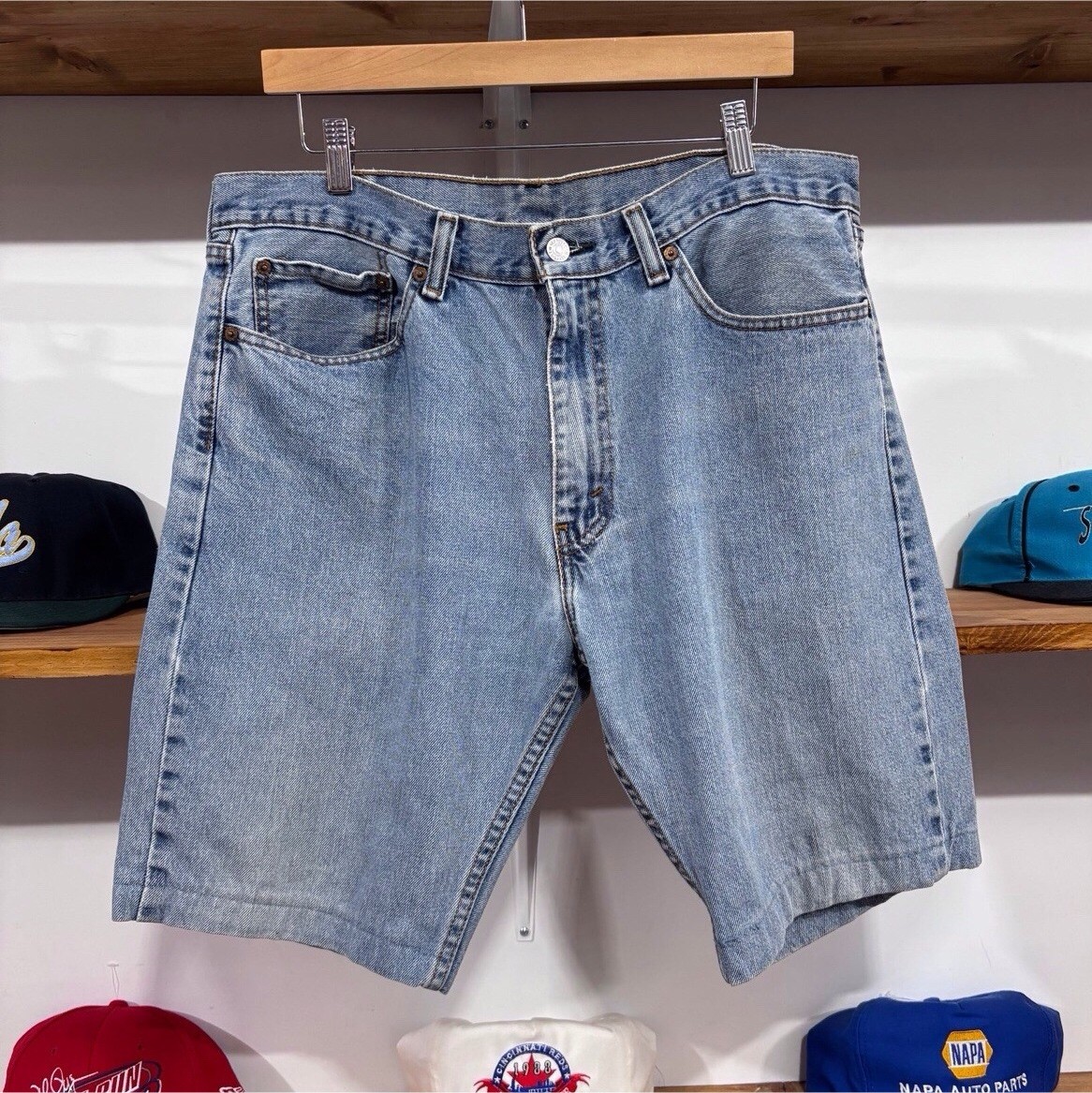 Vintage 90s Y2K Levi’s 505 Light Wash Blue Denim Jean Shorts Regular Fit 36W