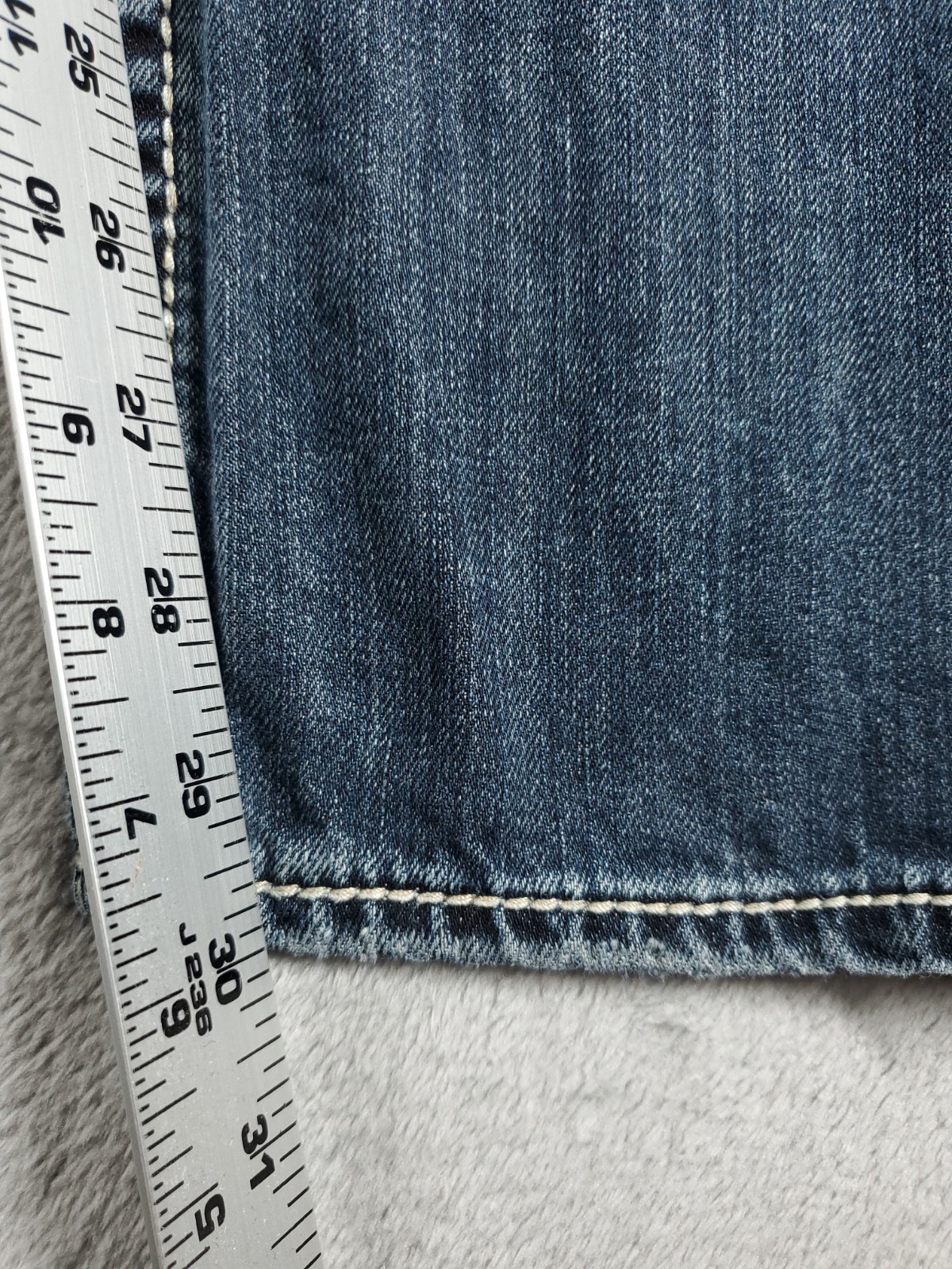BKE Jeans Mens 26×30 Blue Aiden Straight Low Rise Dark Wash Faded Ripped Denim