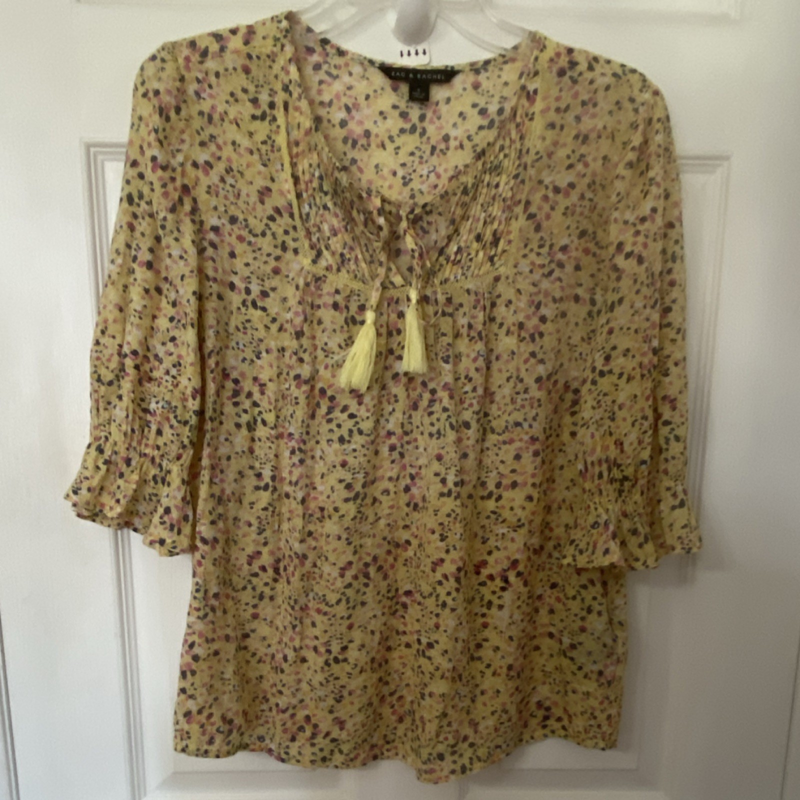 Zac & Rachel S Yellow Pink Print Pleated Tasseled Tie V Neck Blouse