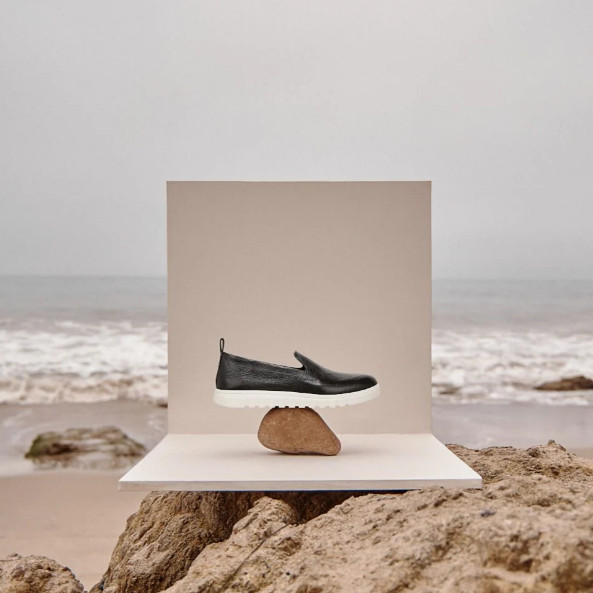 VIONIC Uptown Willa Slip On Sneaker, Black Leather