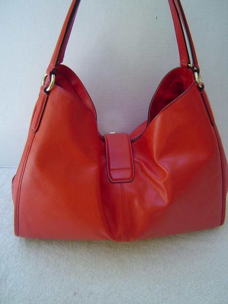 AUTHENTIC COACH VERMILLION SMOOTH LEATHER CARLYLE SHOULDER BAG #37637