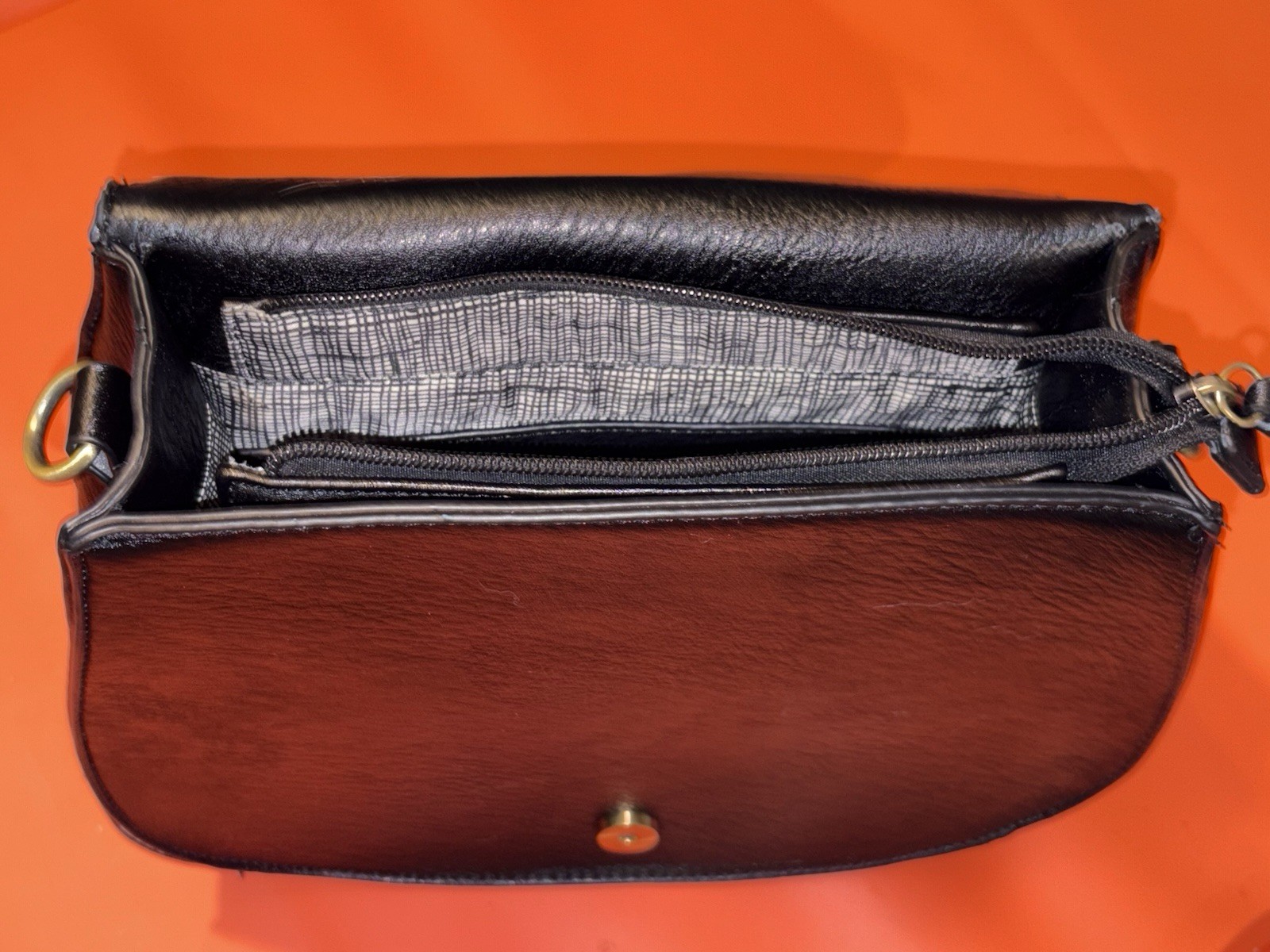 Madison West Black Crossbody Saddle Bag Magnetic Flap Zip Pockets Adjustable