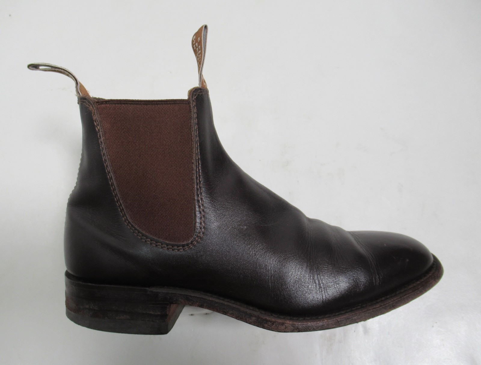 R.M. Williams Men’s Comfort Craftsman Chelsea Boot Chestnut 6 US / 5 UK / 38 EU